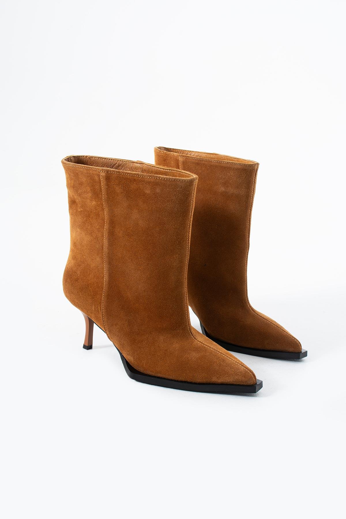 Taba Hakiki Süet Deri Sivri Burun Dikişli Kadın Bot