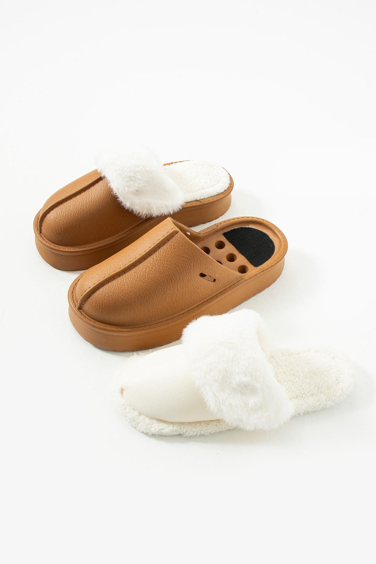 Tüylü Deri Görünümlü Terlik Taba