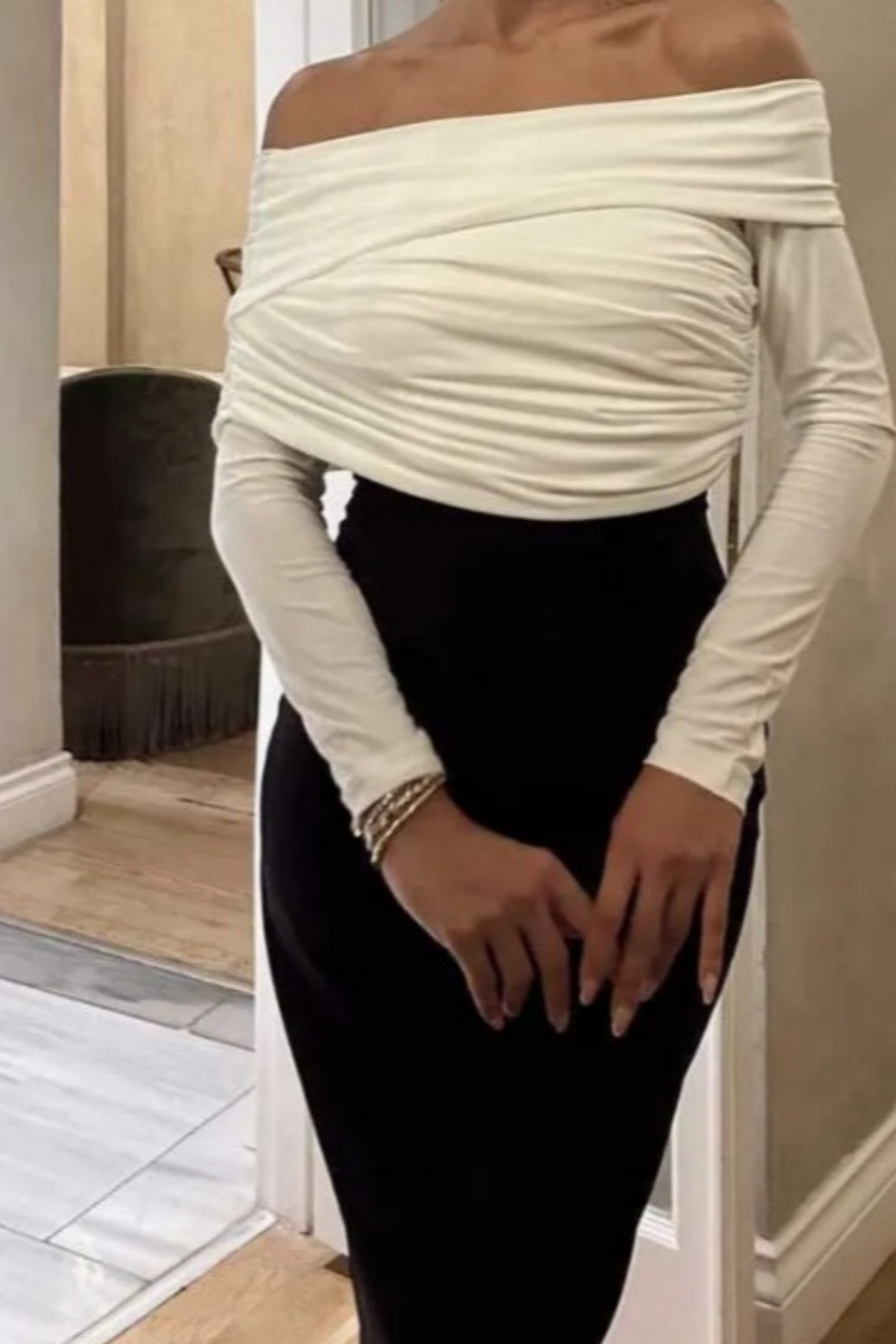 Madonna Yaka Siyah Beyaz  Midi Elbise