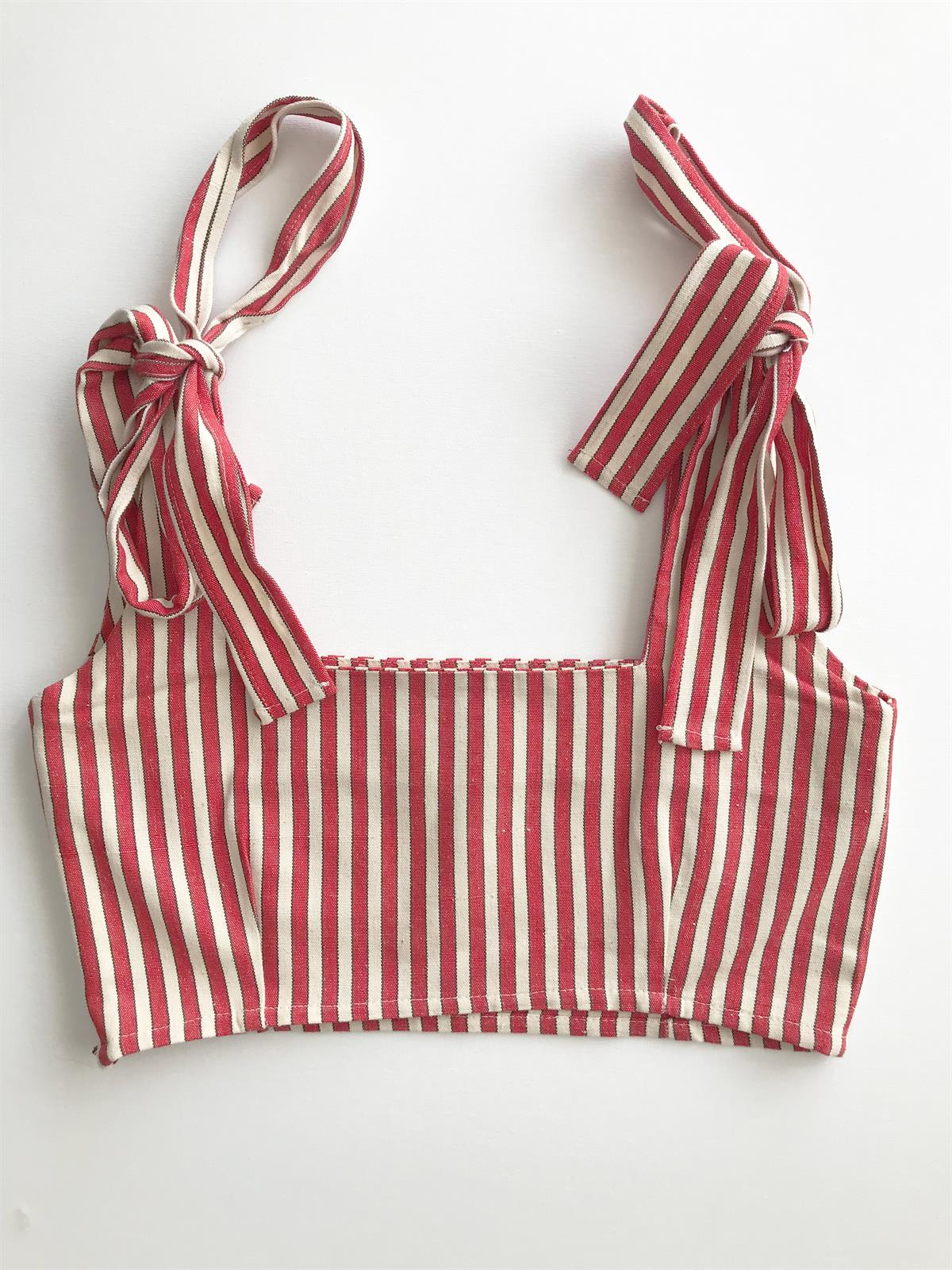 Kırmızı Çizgili Kare Yaka Crop Top