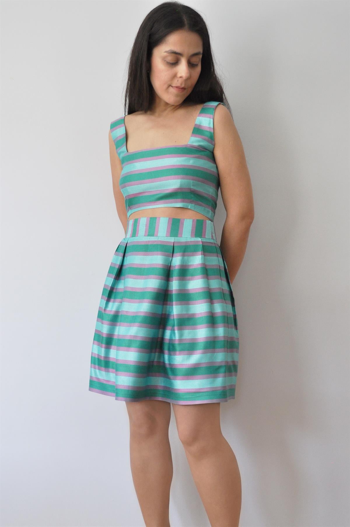 Mavi Kutnu Kare Yaka Crop Top
