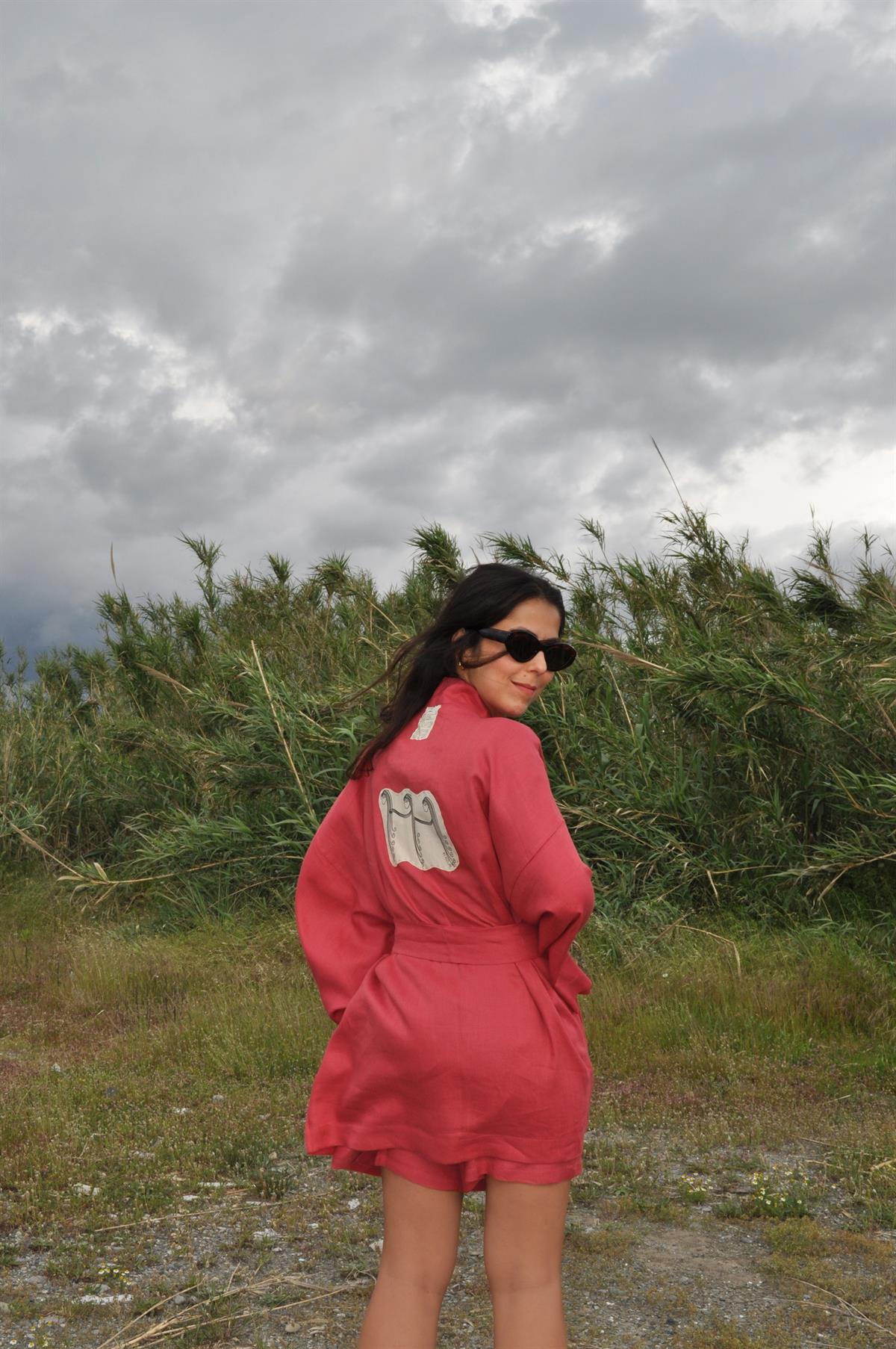 Üç Kız Kimono