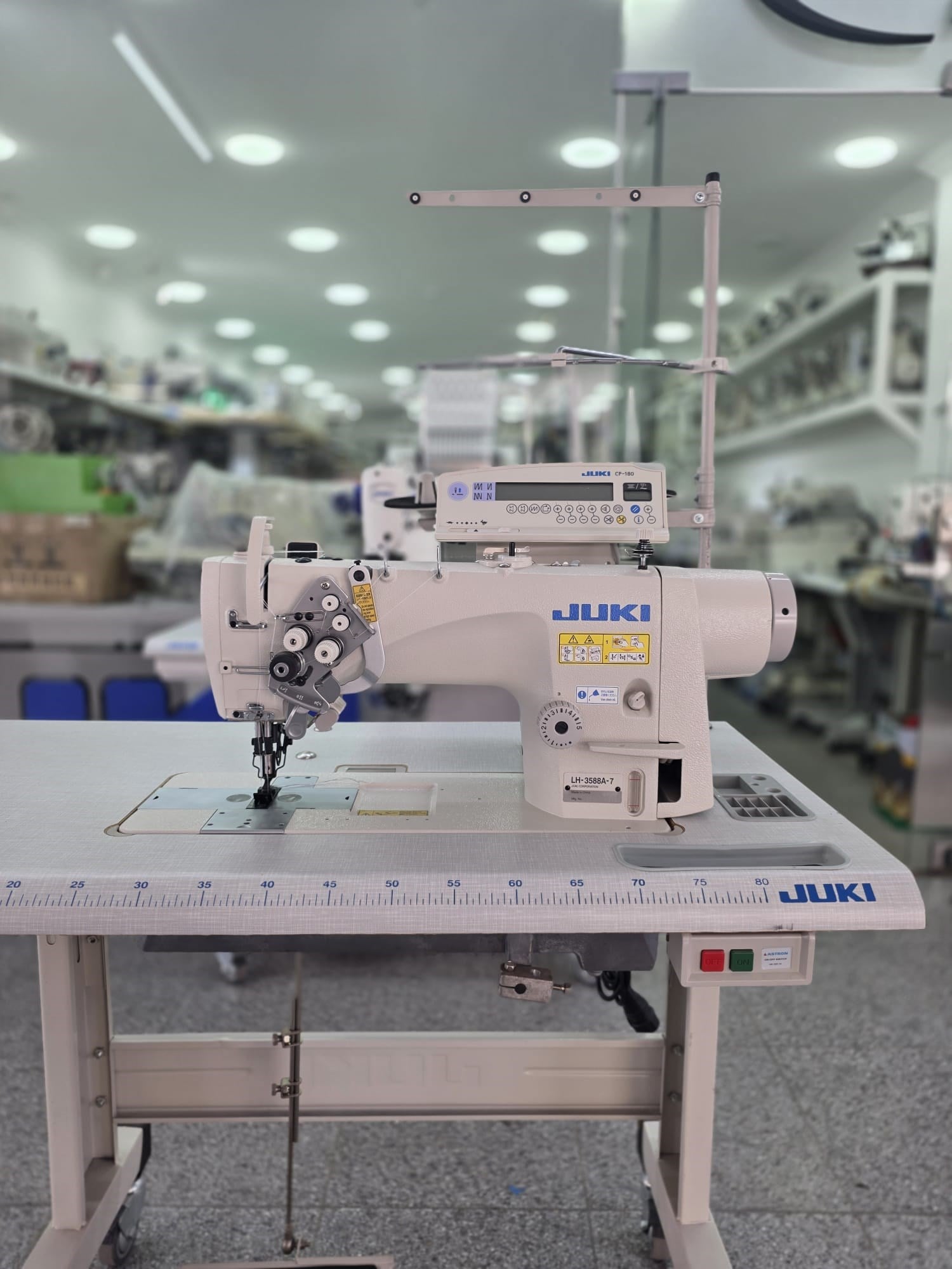 JUKİ LH-3588A-7 OTOMATİK ÇİFTİĞNE MAKİNASI