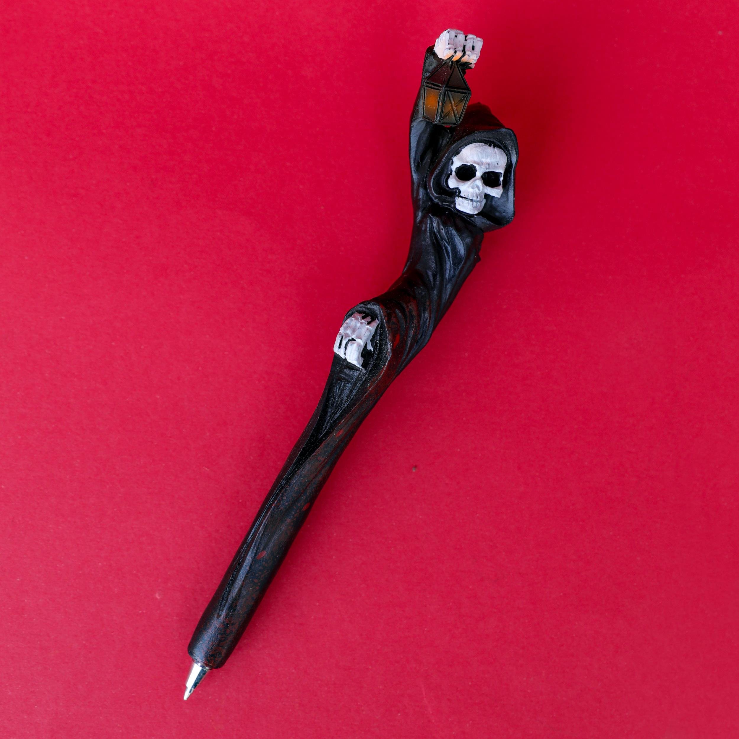 Dekoratif Polyester İskelet Tükenmez Kalem (16cm)