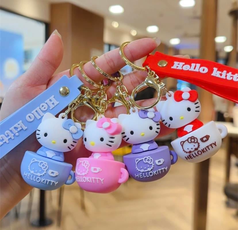 Hello Kitty Tasarımlı  Fincan Silikon Anahtarlık Çanta Süsü