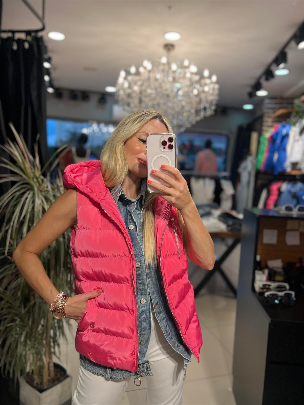  Pembe Şişme Mont 