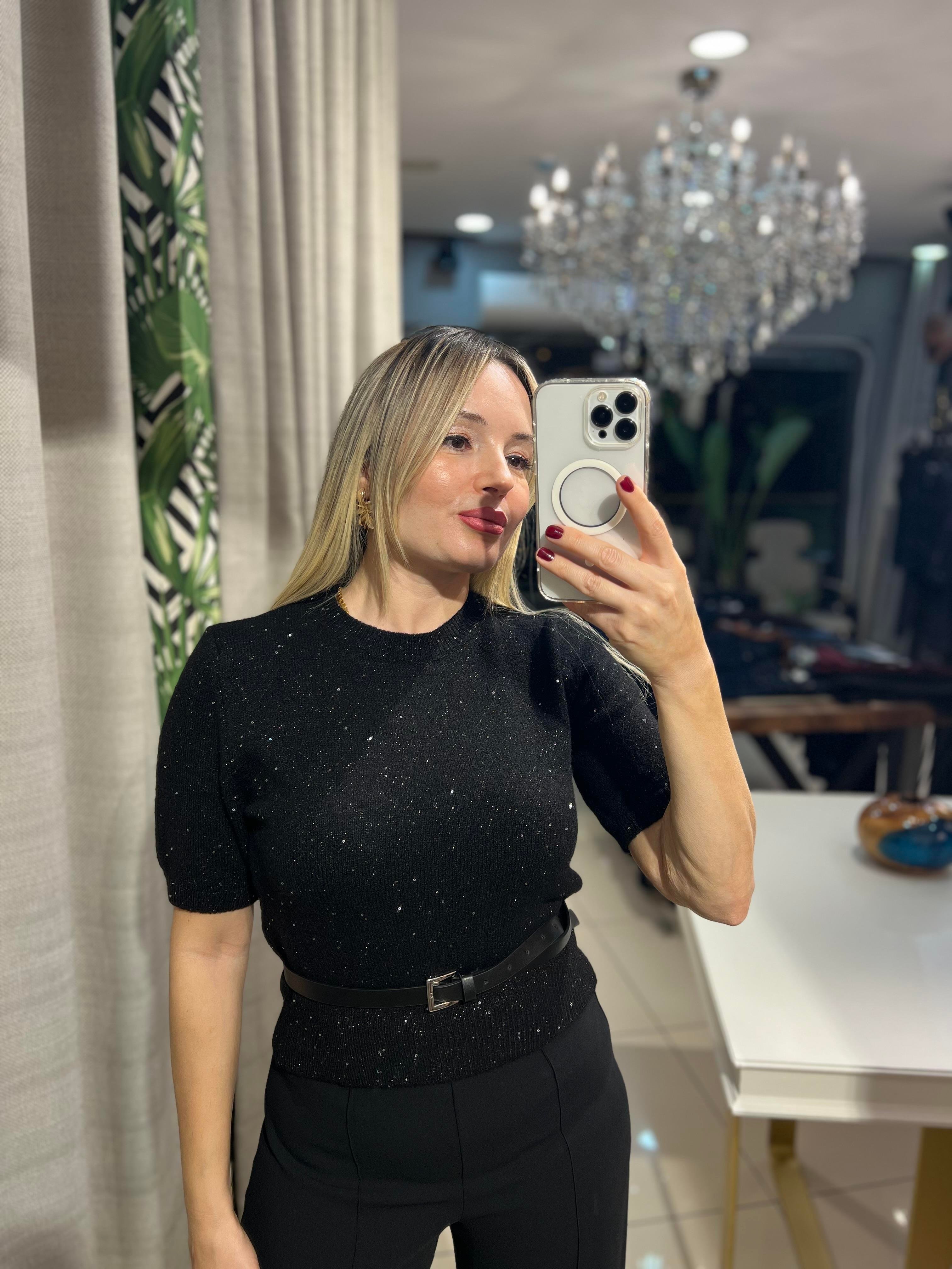 Bisiklet Yaka  Pullu Siyah Triko