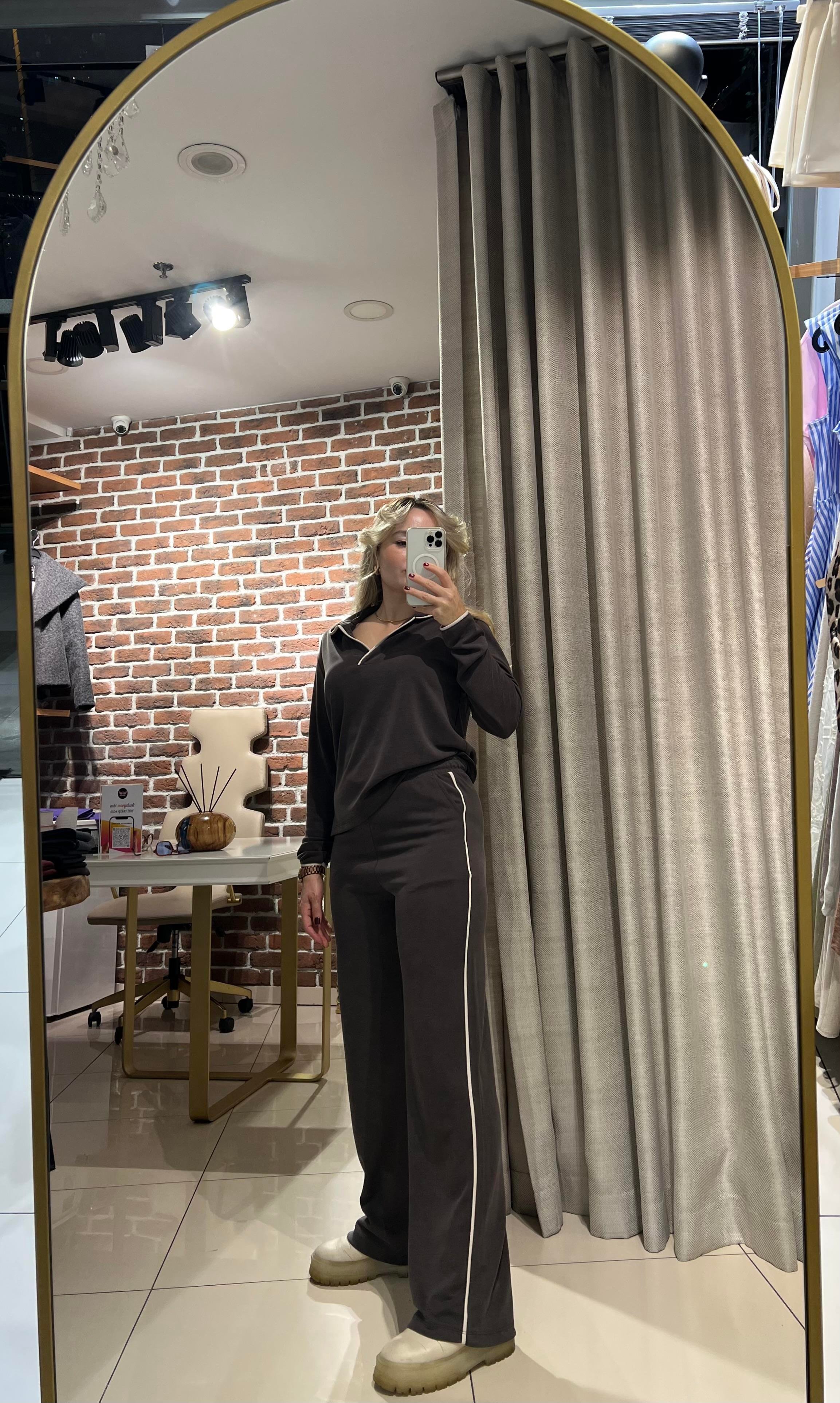 Biyeli Model Vizon Rengi Takım