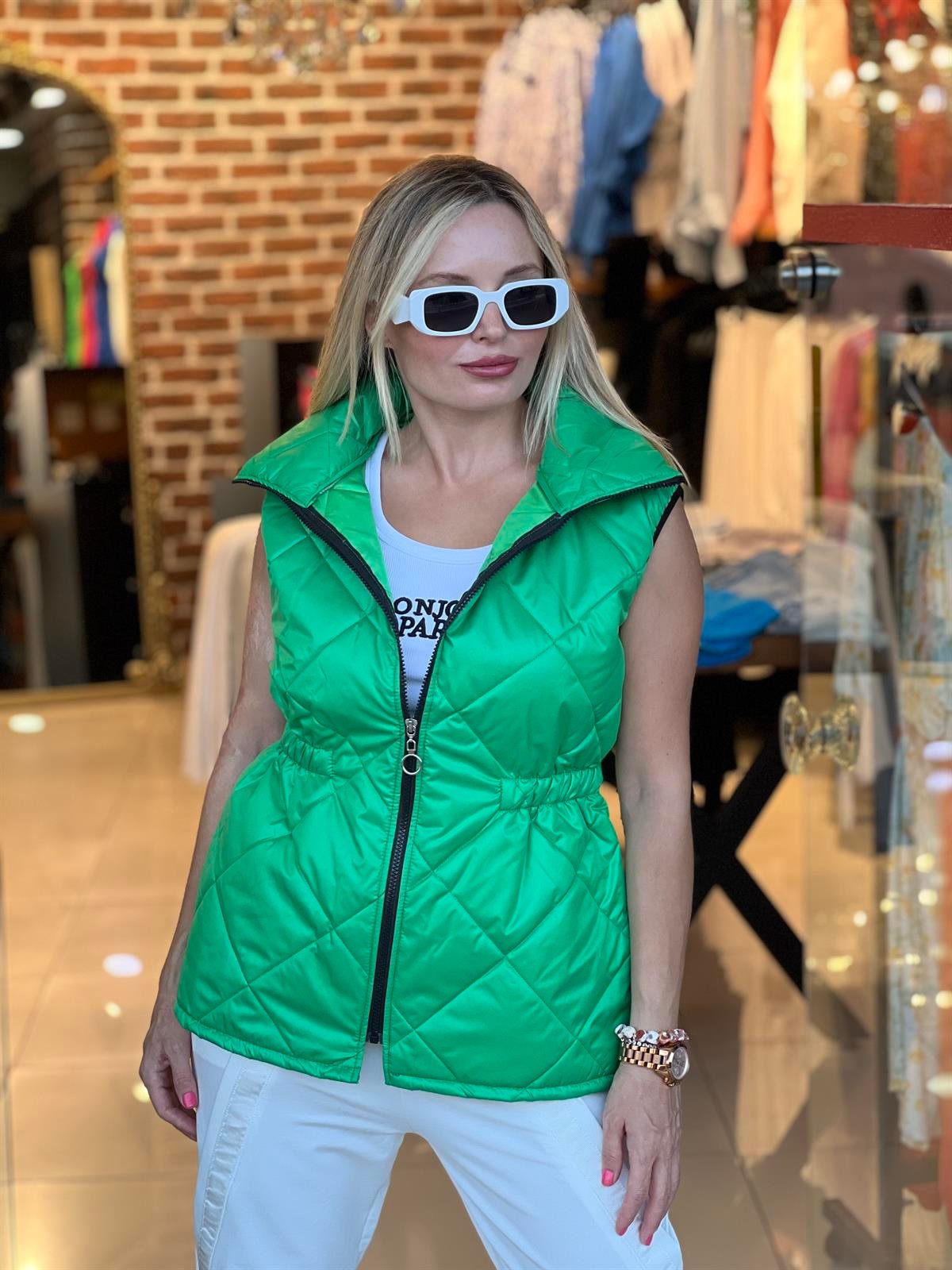 Çimen Yeşili Mevsimlik Kapitone Yelek