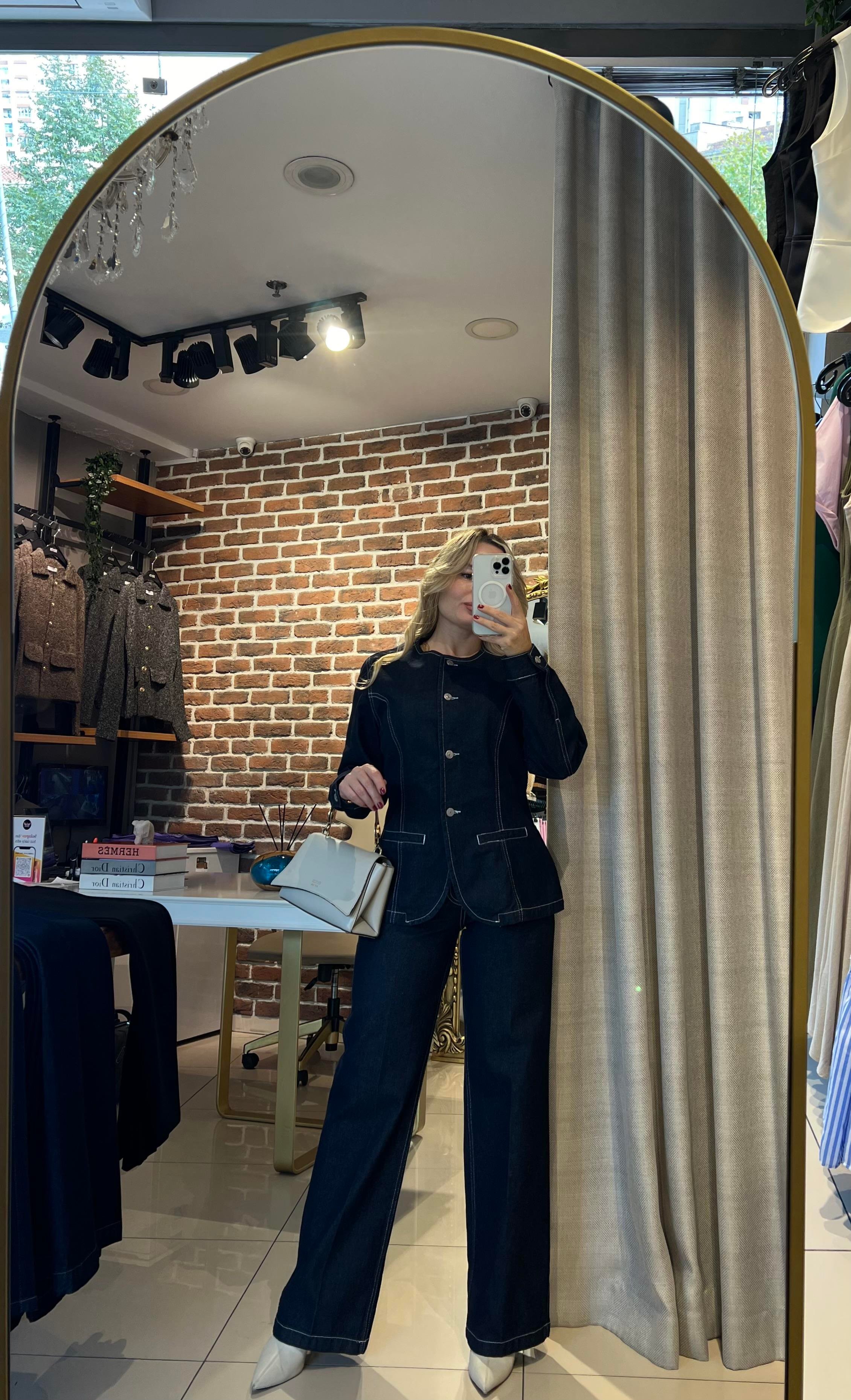 Denim Gömlekli Takım