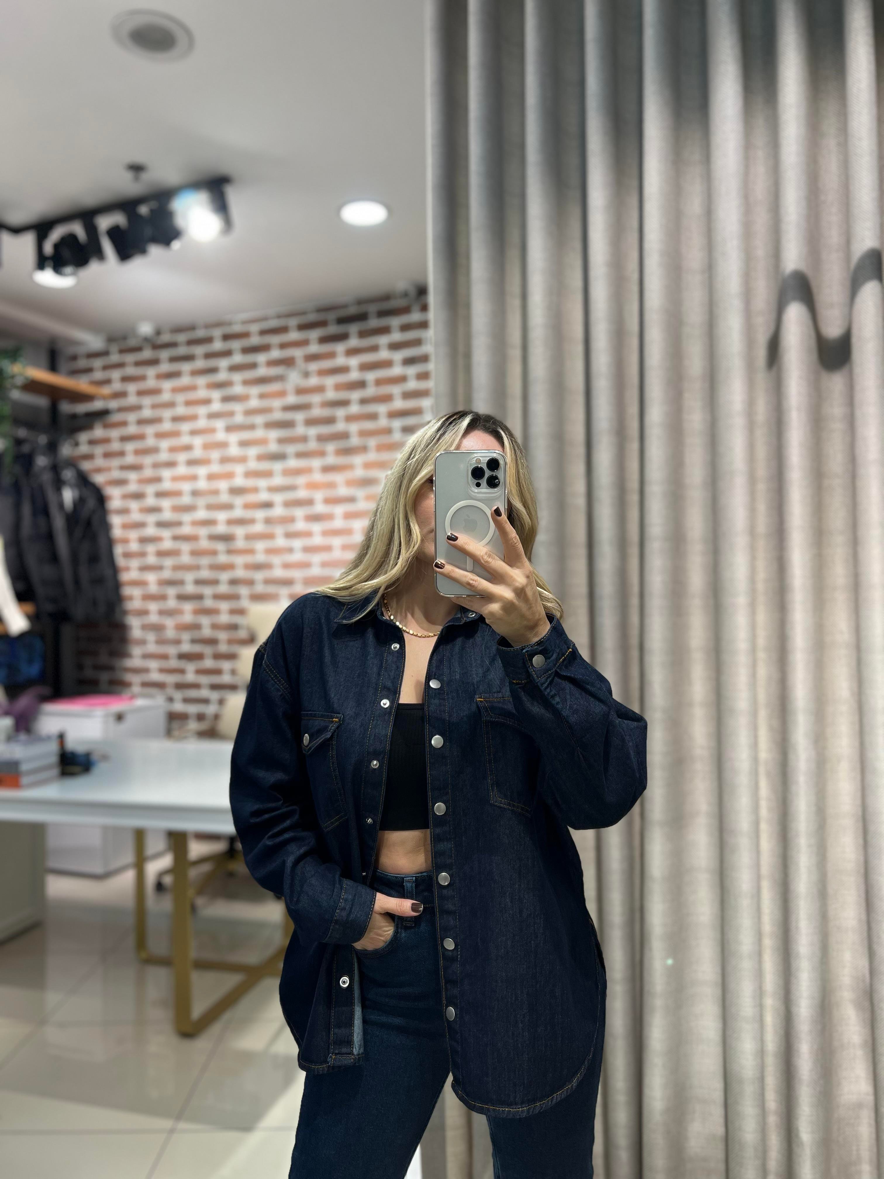 Dökümlü Kumaş Basic Denim Gömlek