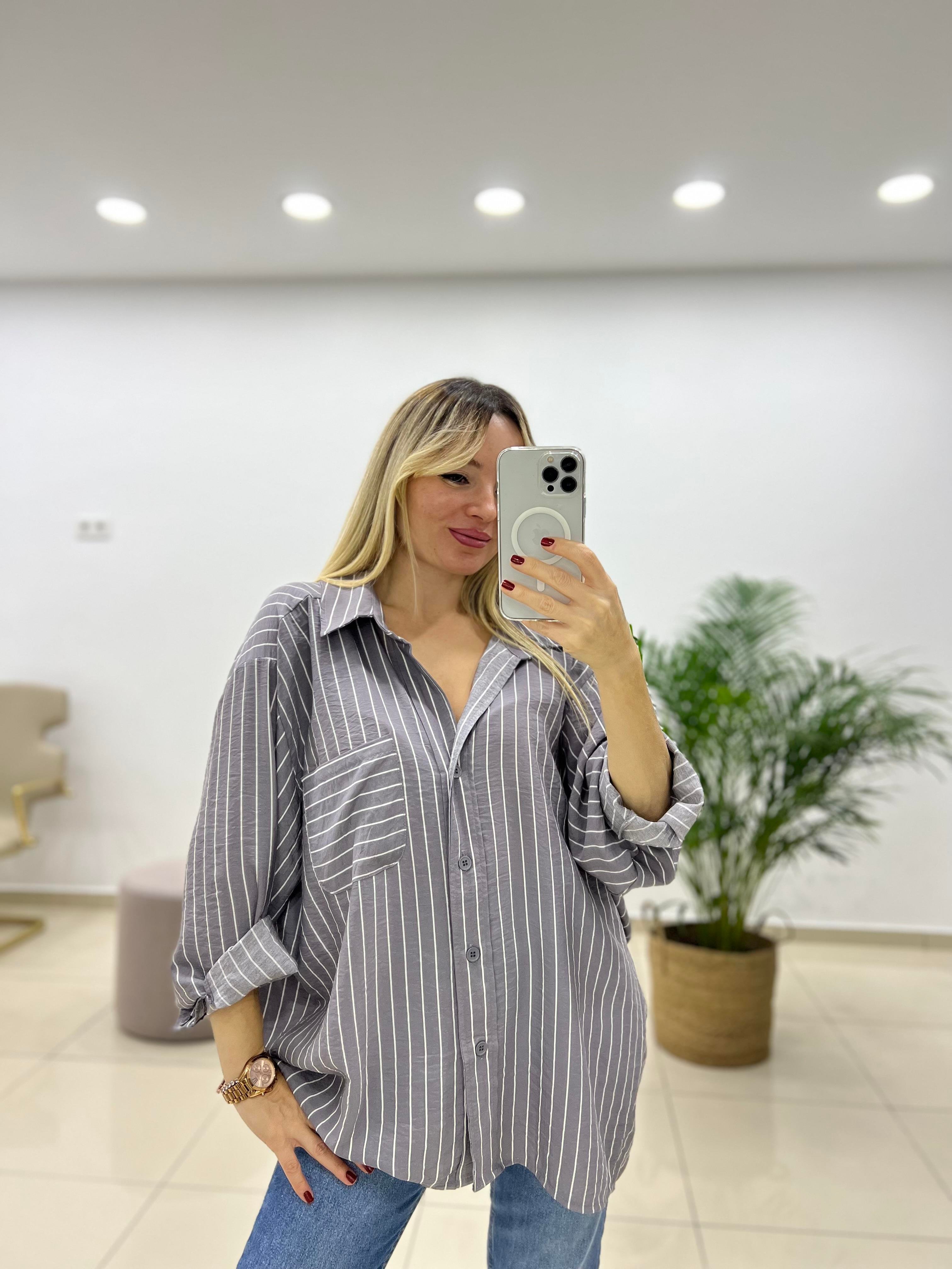 Gri Çizgili Oversize Gömlek