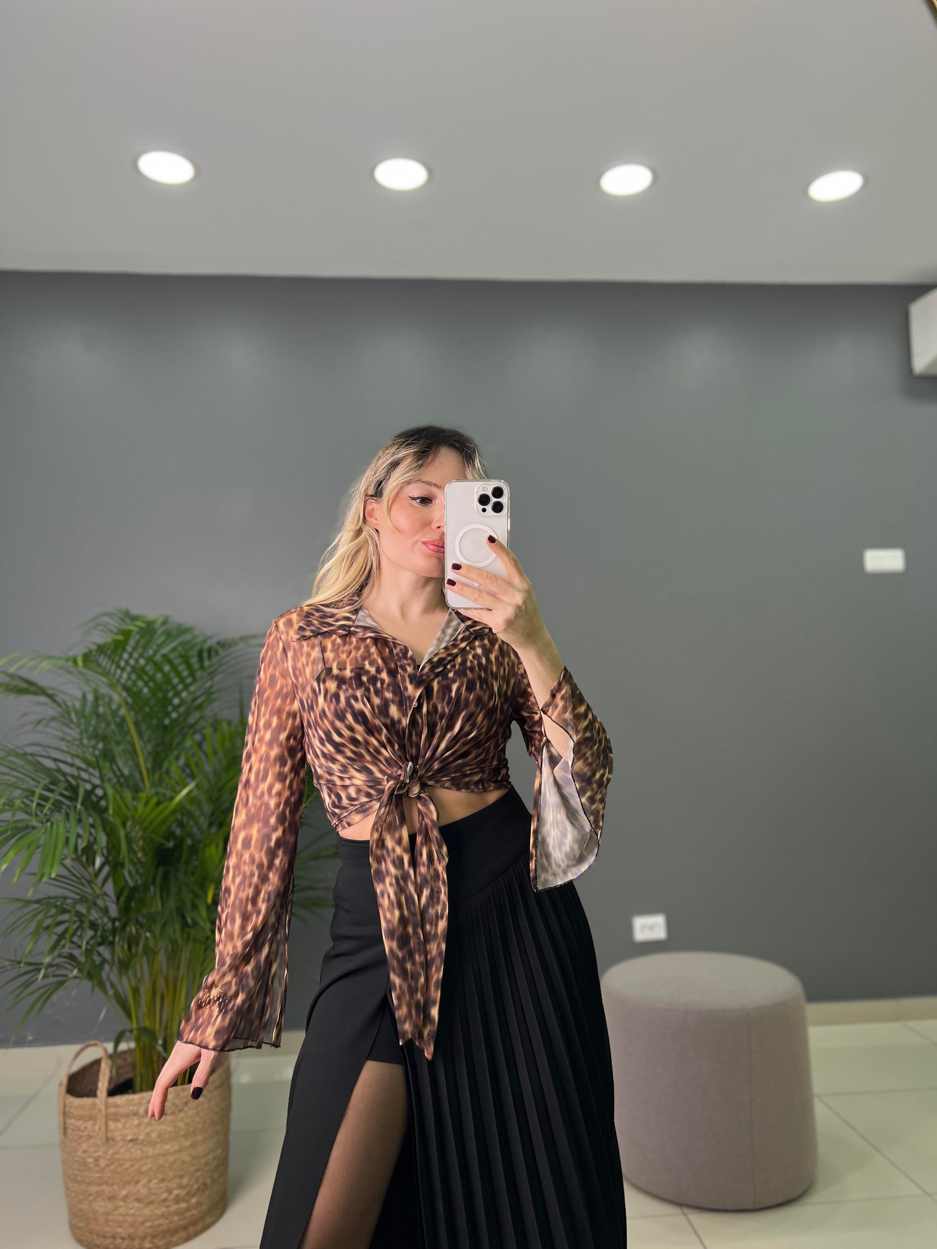 Jakarlı Leopar Bluz