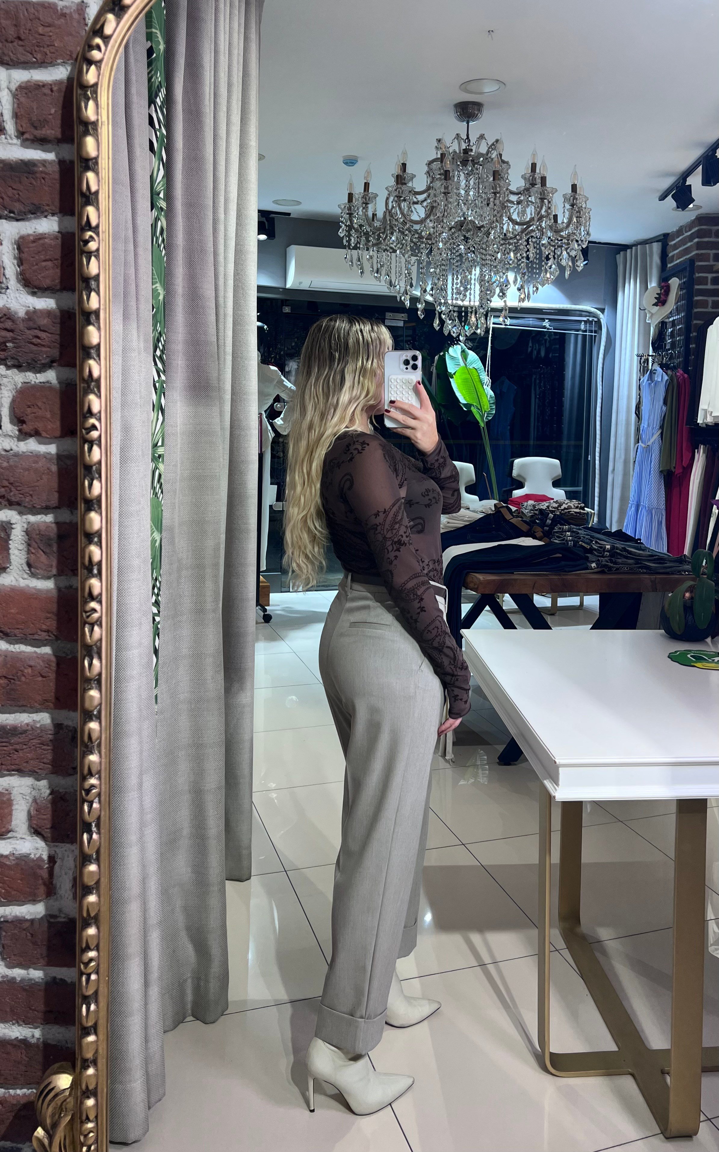 Katlamalı Paça Kemerli Vizon Pantolon