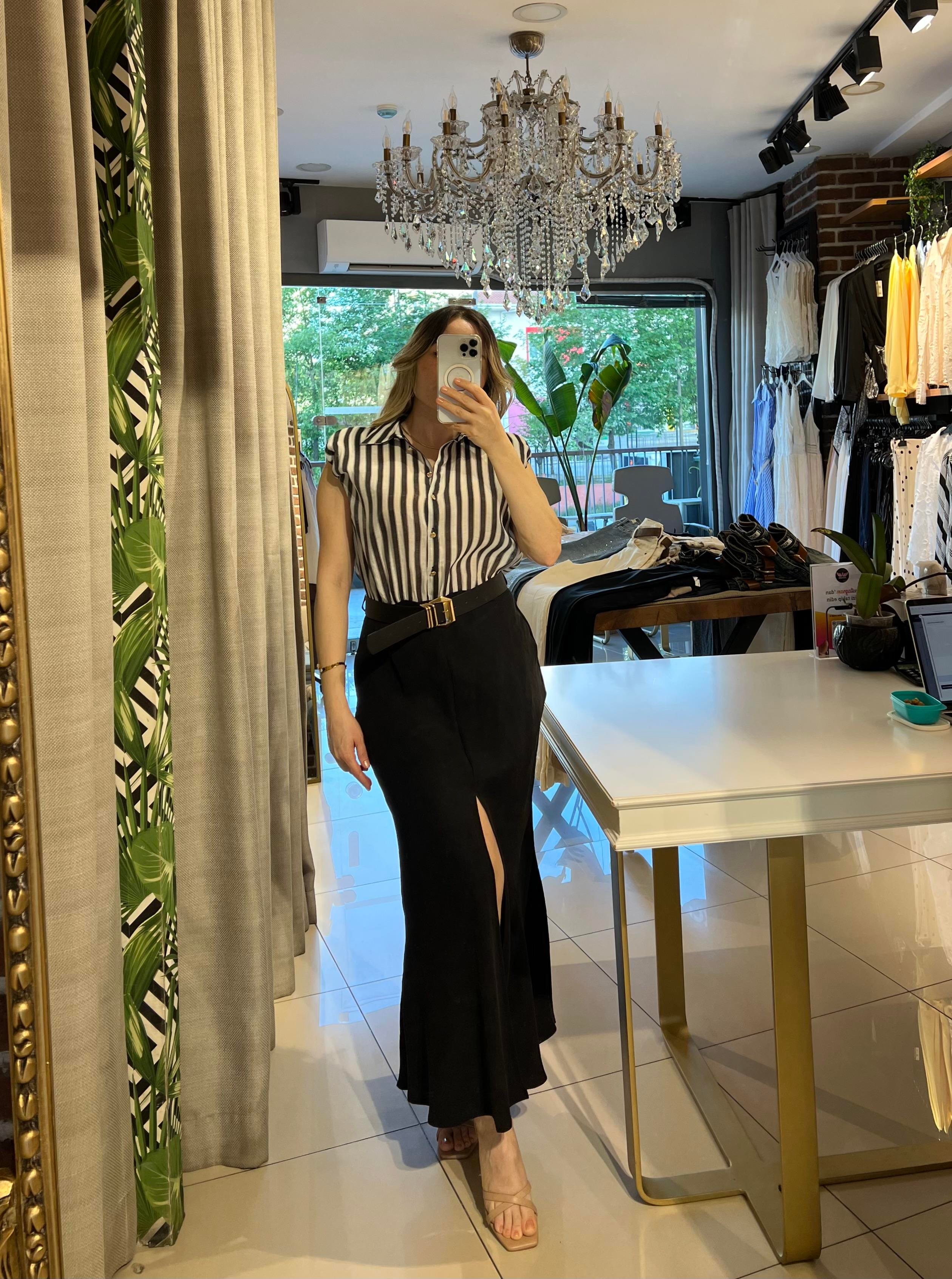 Kemerli Çizgili Kombine Midi Siyah Elbise