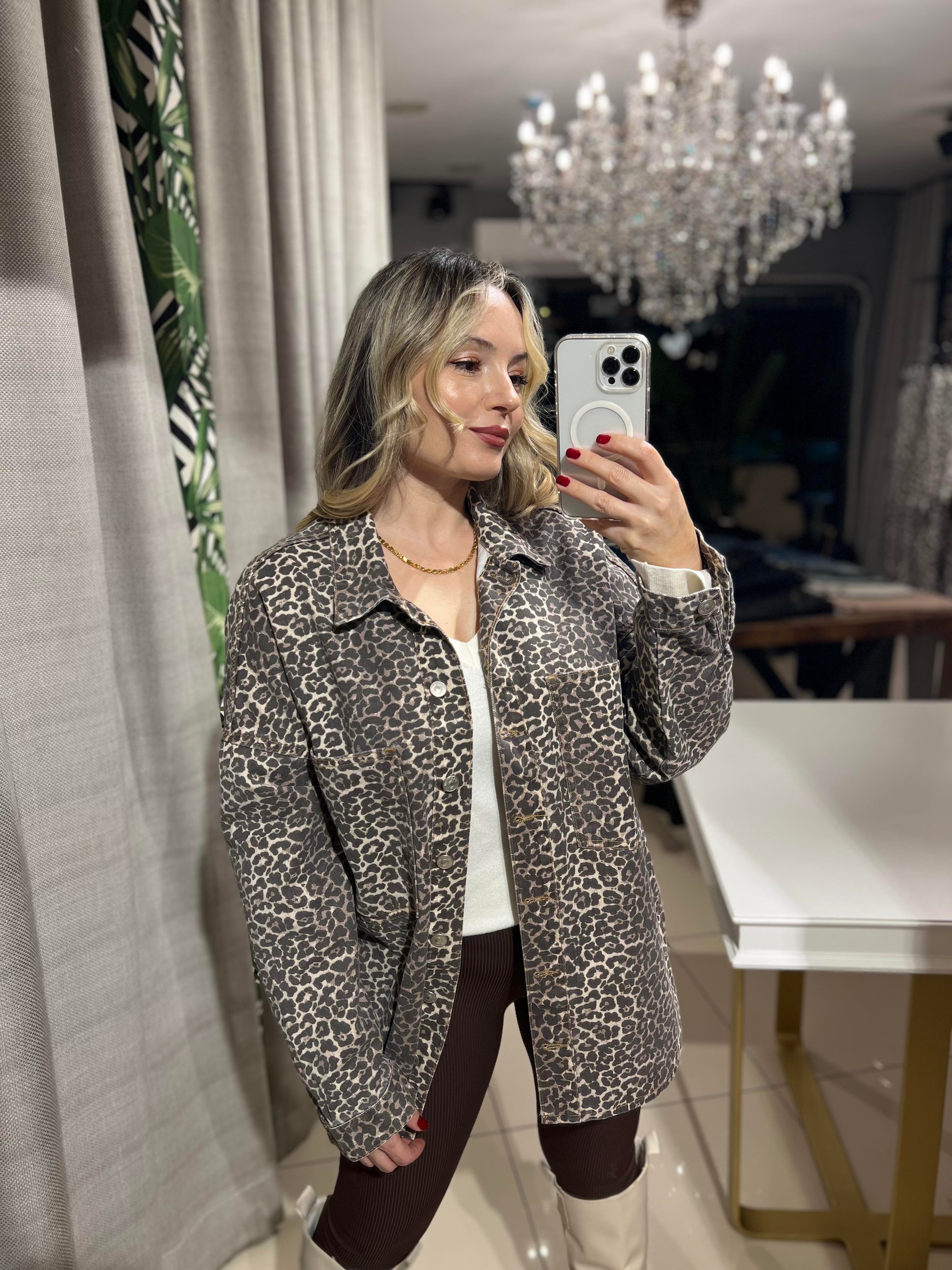 Leopar Desen Oversize Denim Gömlek