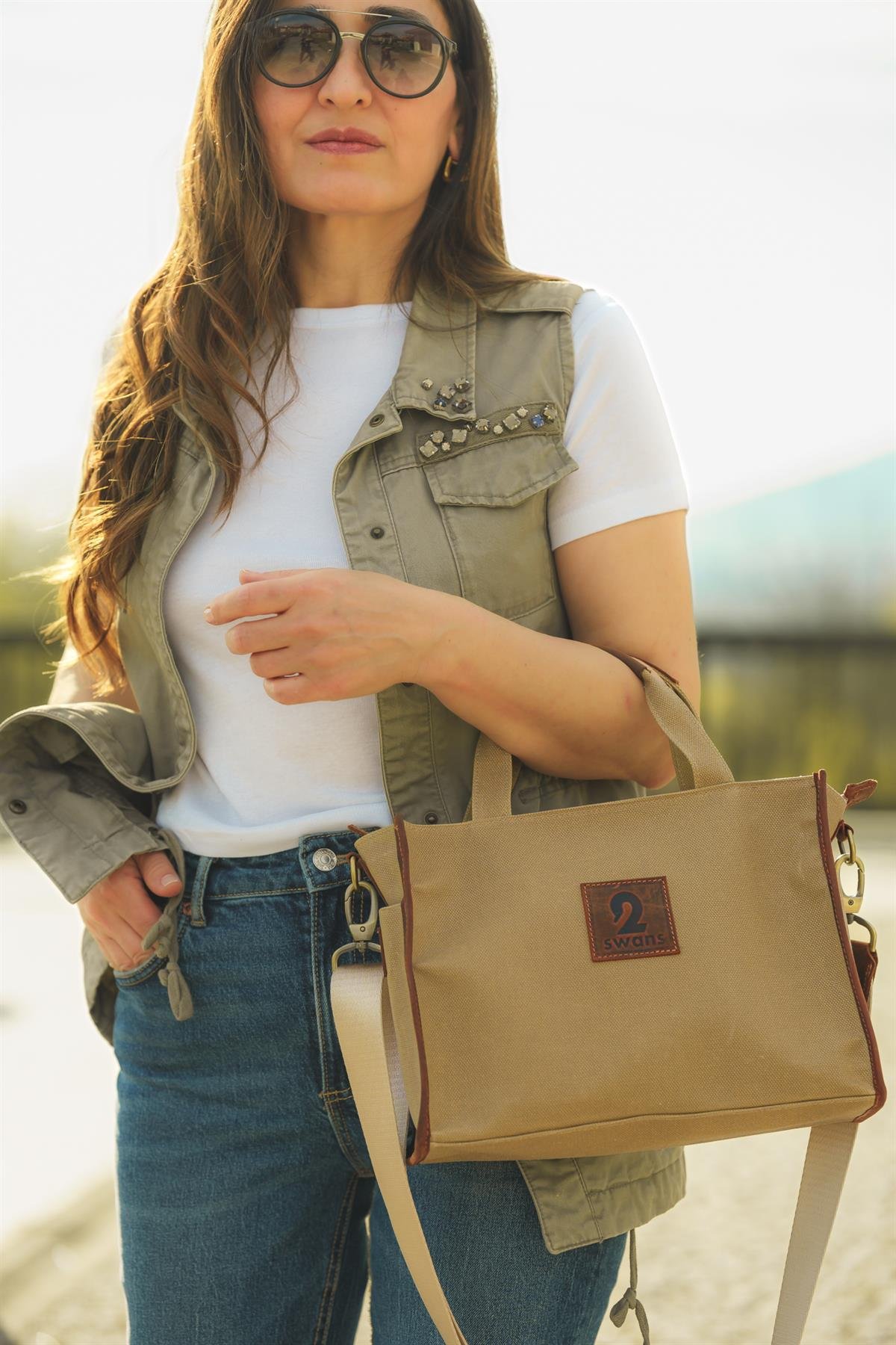 Greta Bej Küçük Boy