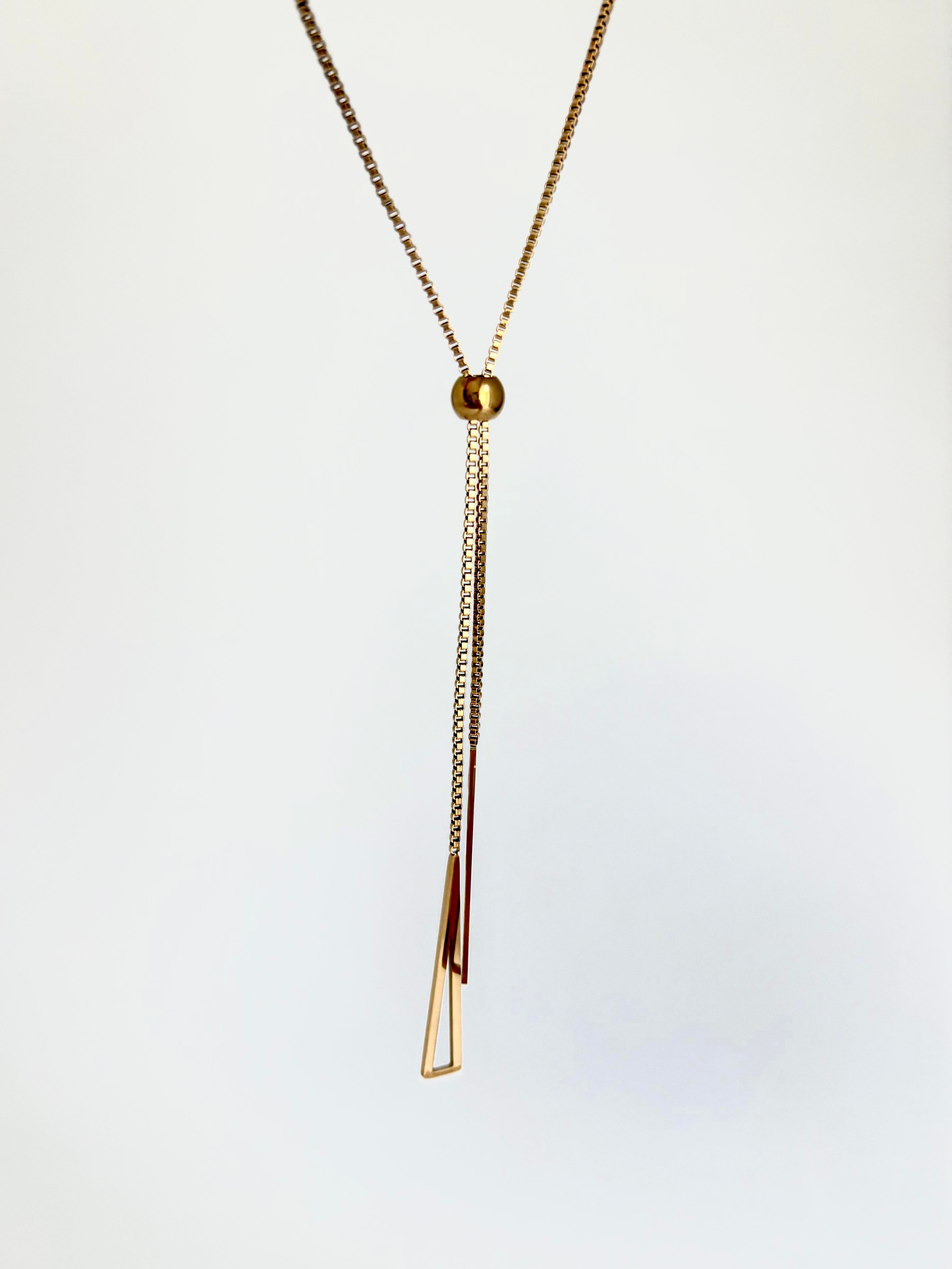 Asansörlü Çelik Kolye