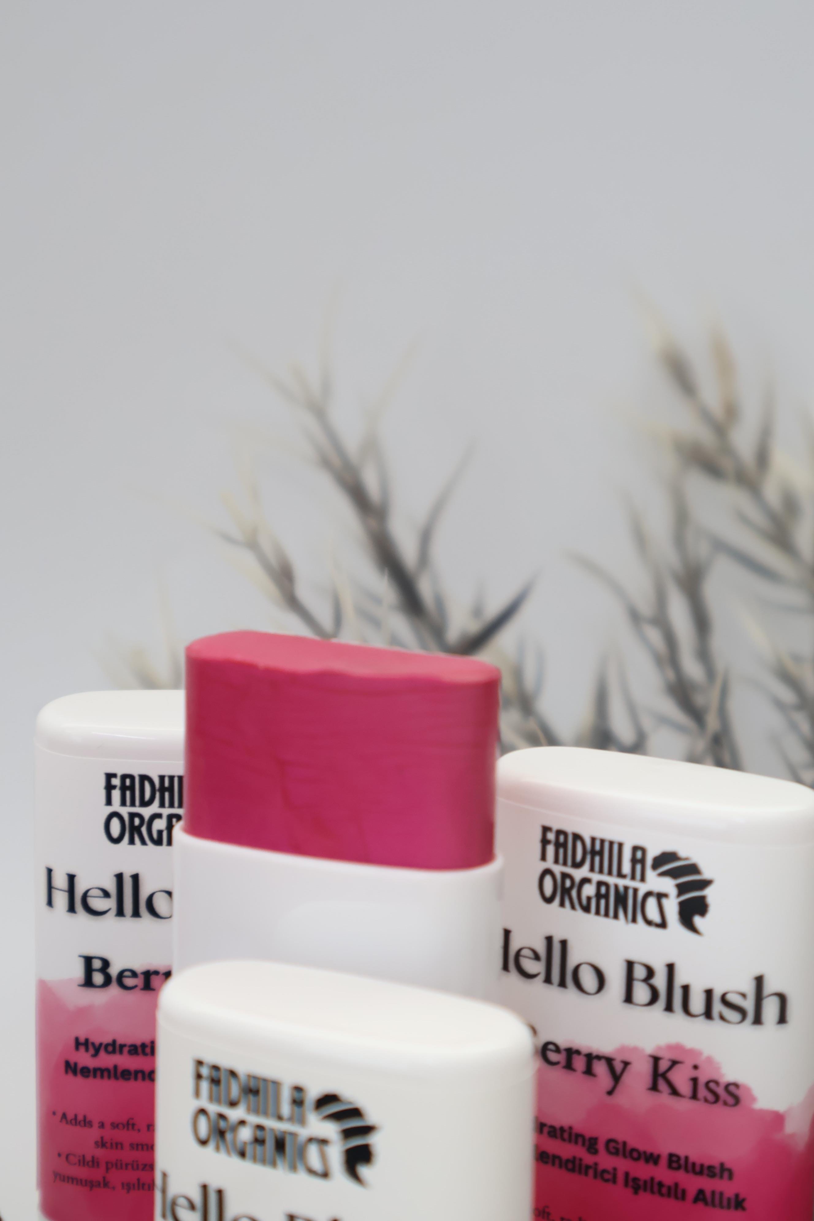 Hello Blush Doğal Işıltılı Stick Allık - Berry Kiss