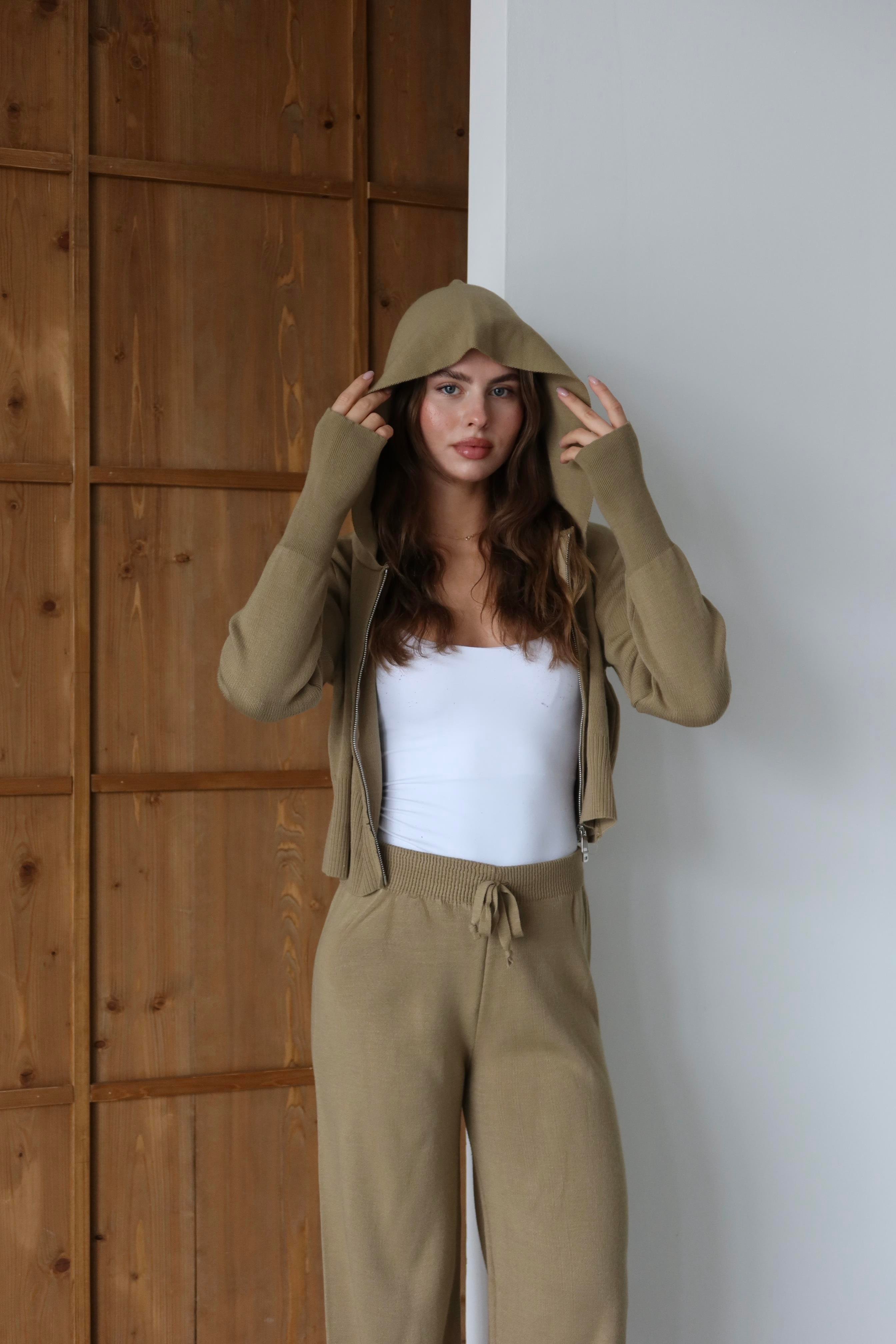 Kapüşonlu Triko Crop Takım