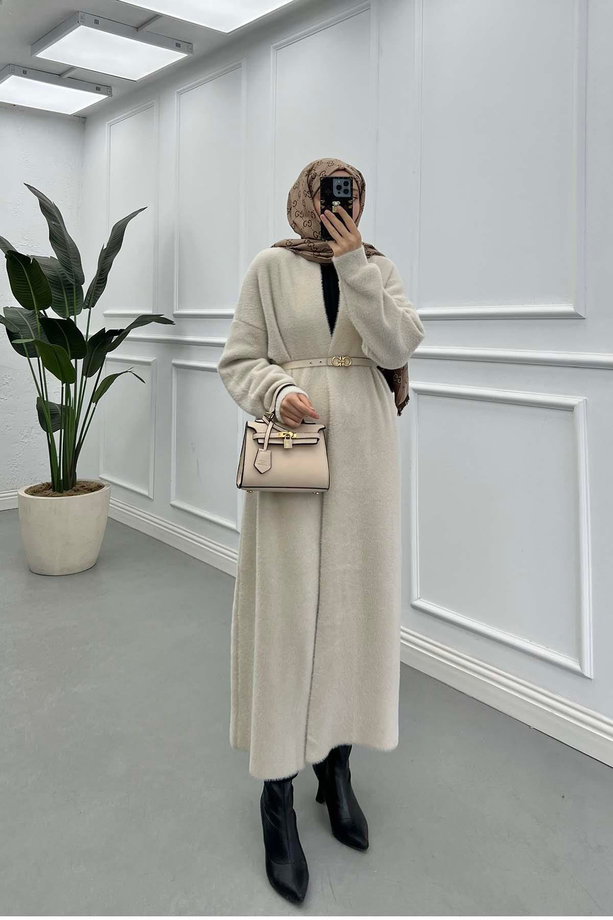 Angora Hırka Taş