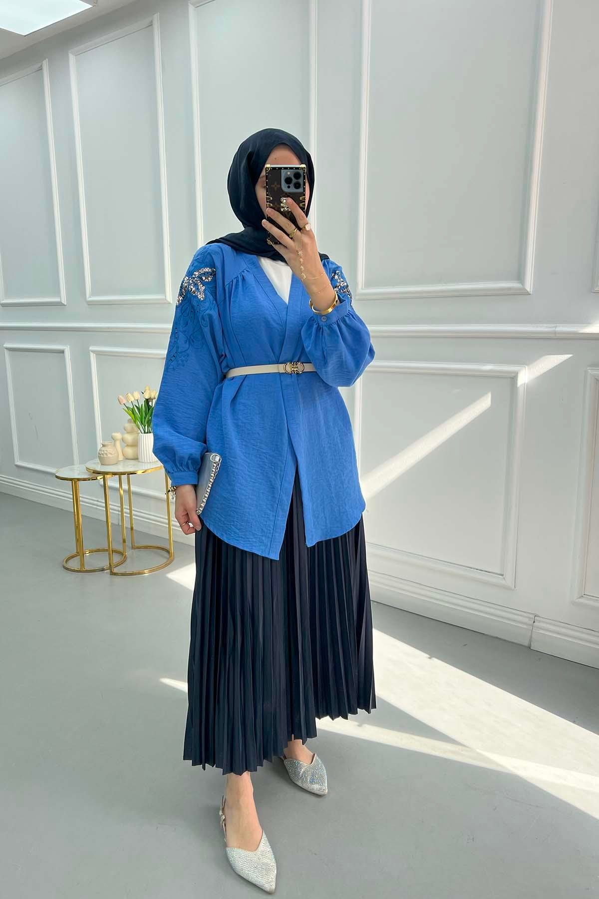 Arkası Nakışlı Pullu Kimono Mavi