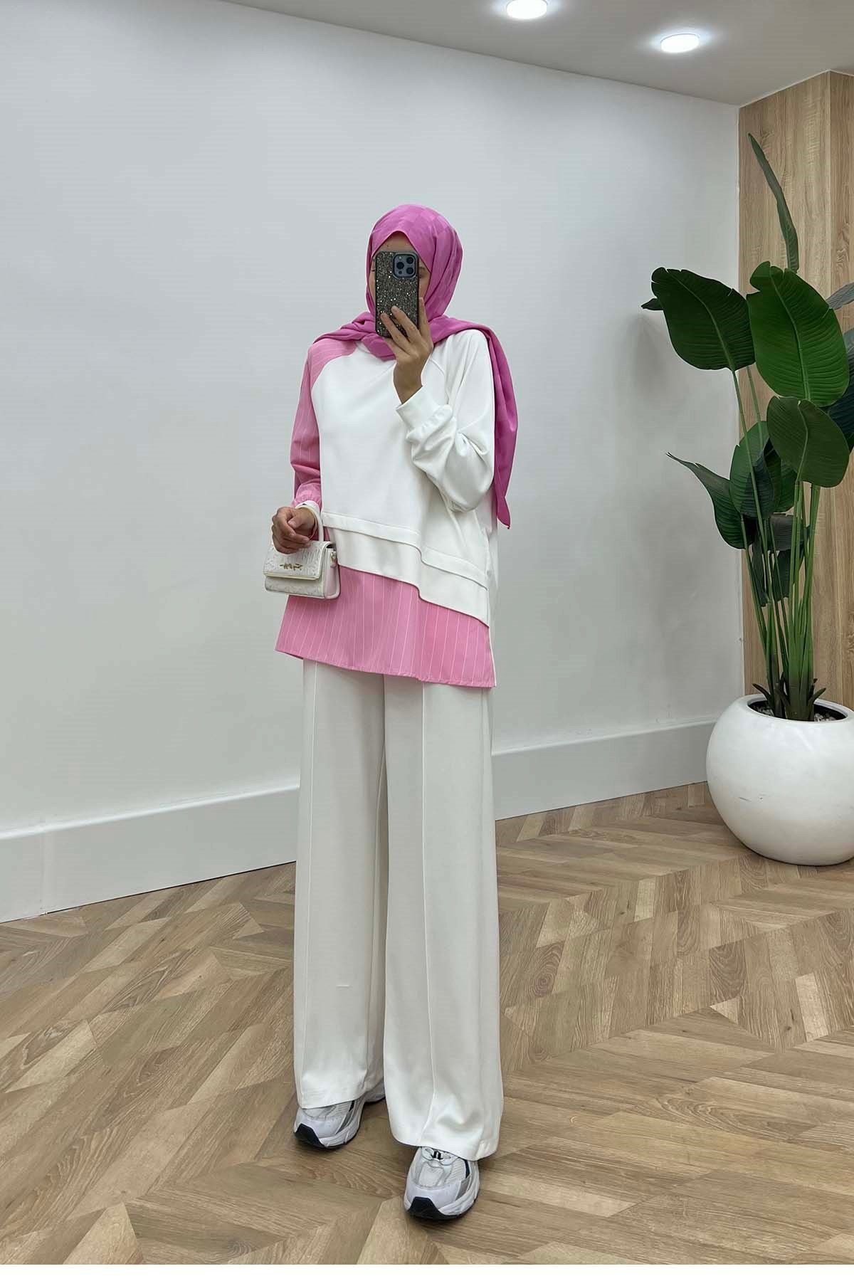 Asimetrik Kesim Çizgili Tunik Pembe