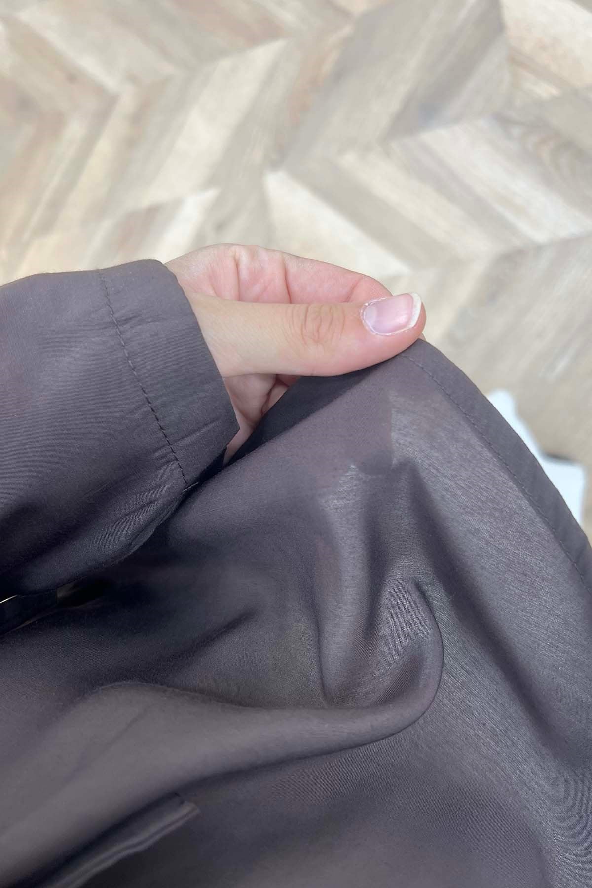 Asimetrik Kesim Seyyar Kuşaklı Bluz Acı Kahve