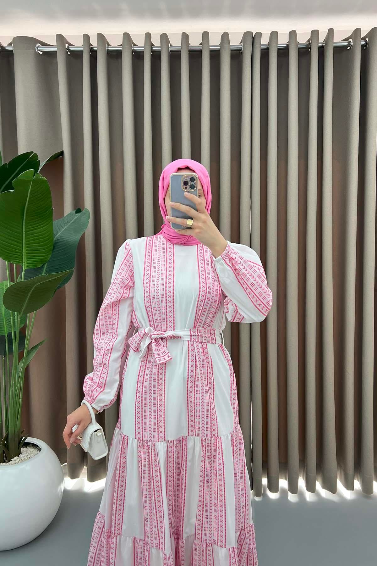 Astarlı Desenli Elbise Pembe
