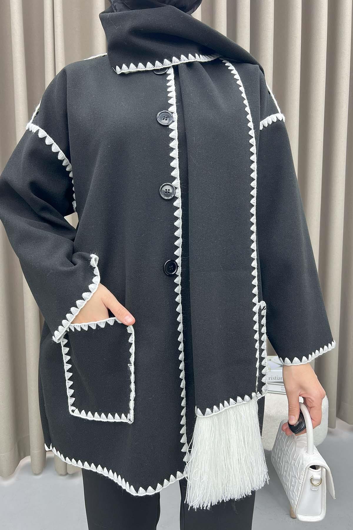 Atkılı Kroşeta Nakışlı Ceket Siyah
