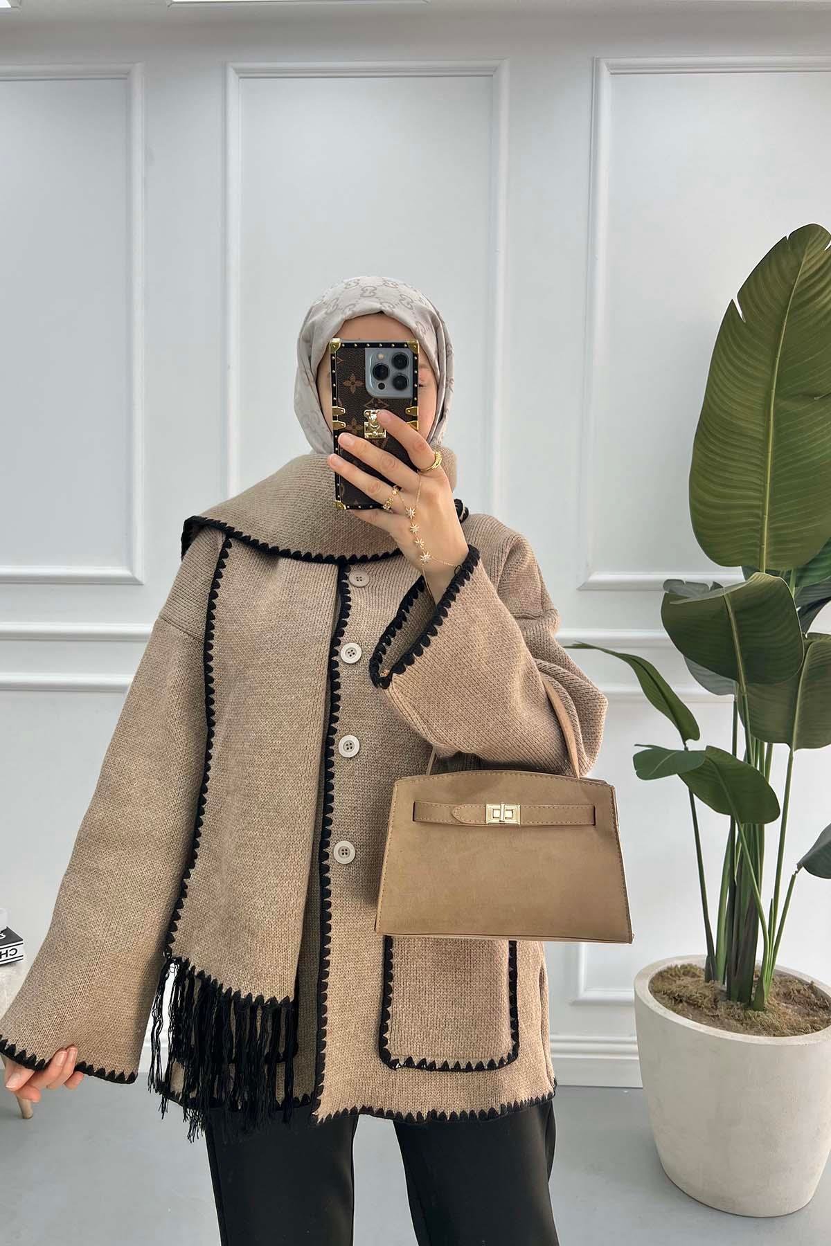 Atkılı Pinterest Hırka Sütlü Kahve