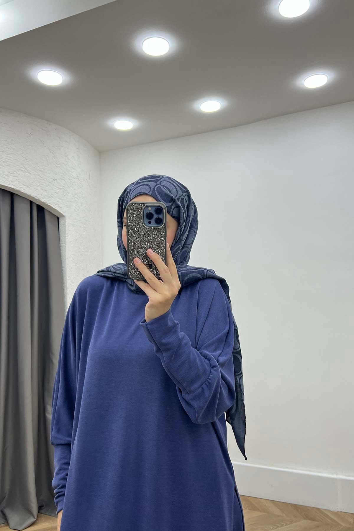 Aura Yan Yırtmaçlı Lastik Paça İkili Takım Mavi