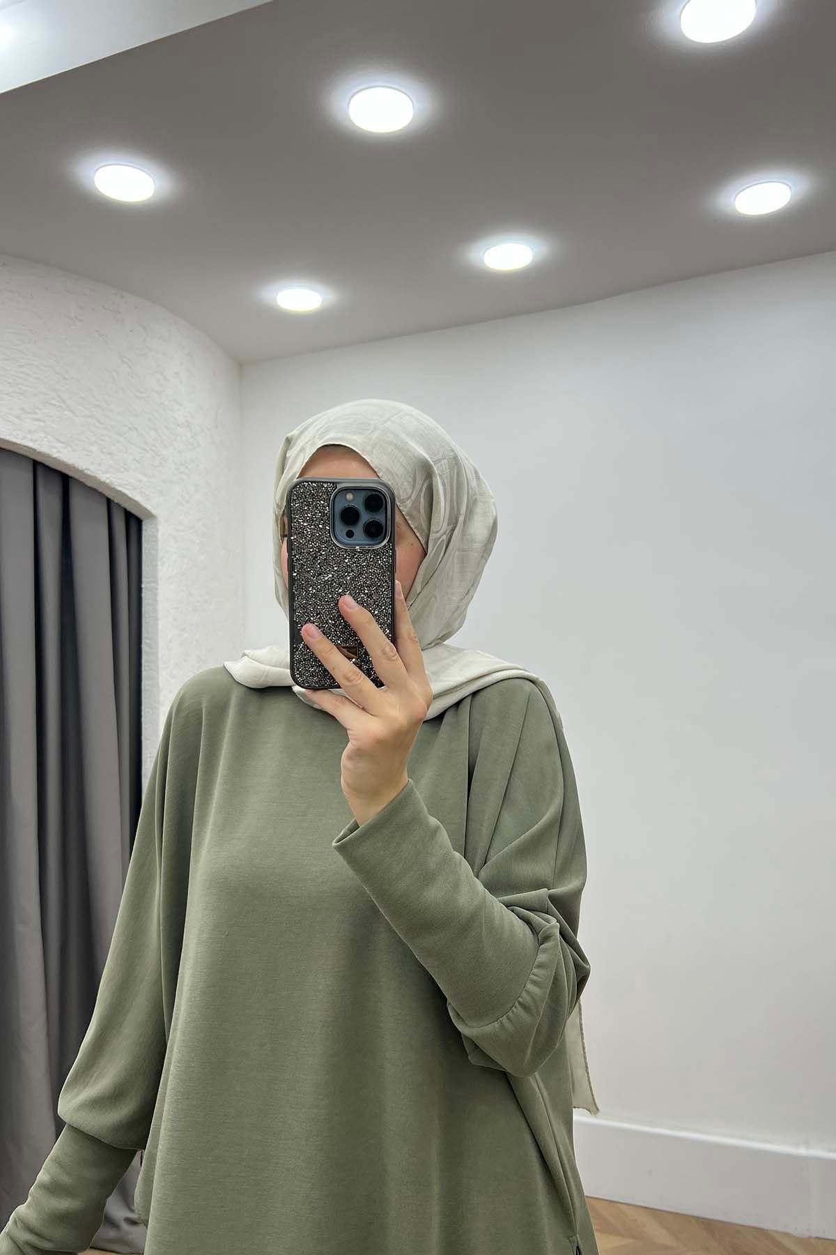 Aura Yan Yırtmaçlı Lastik Paça İkili Takım Haki