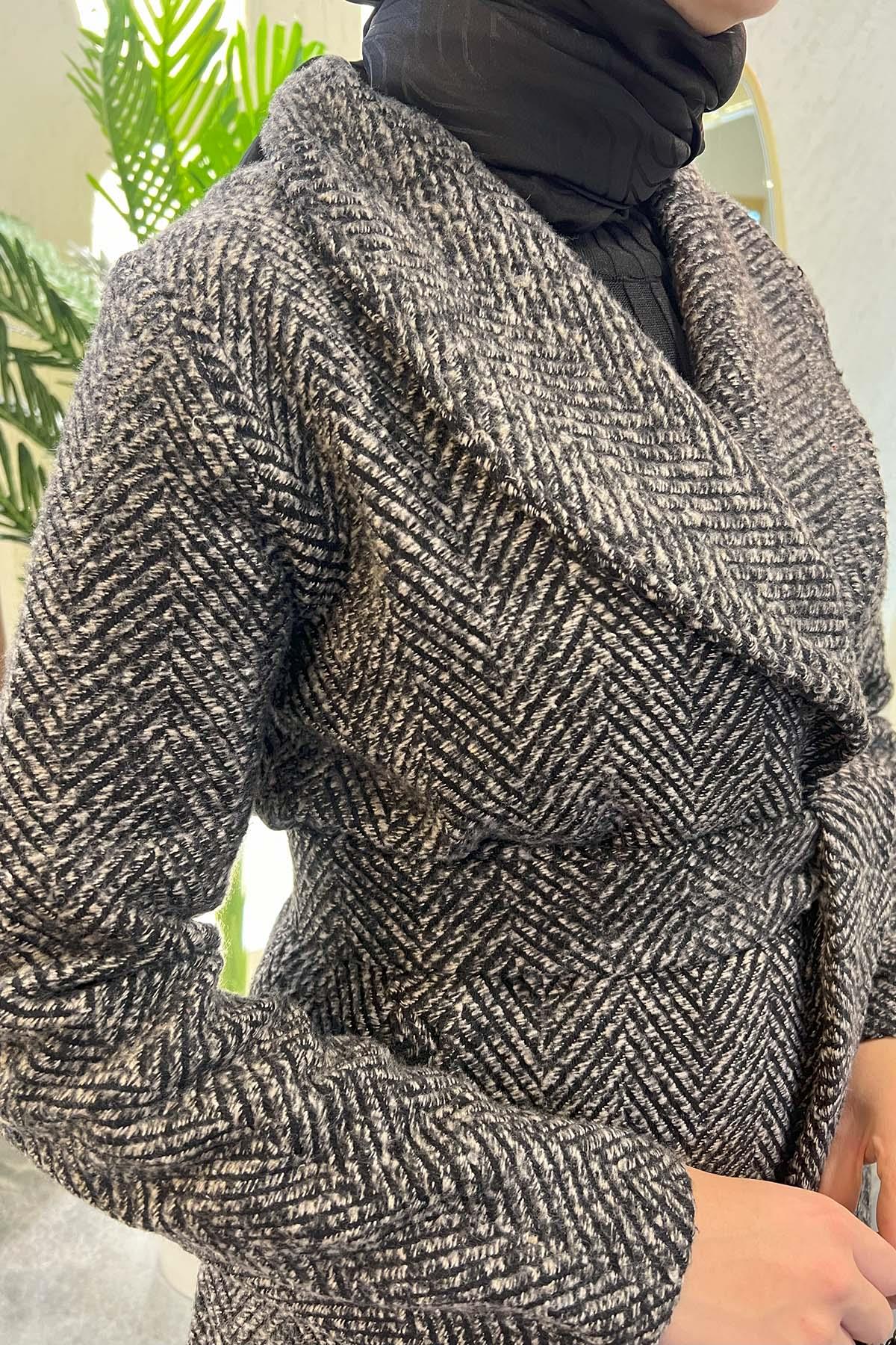 Balıksırtı Desenli Kuşaklı Kap Füme