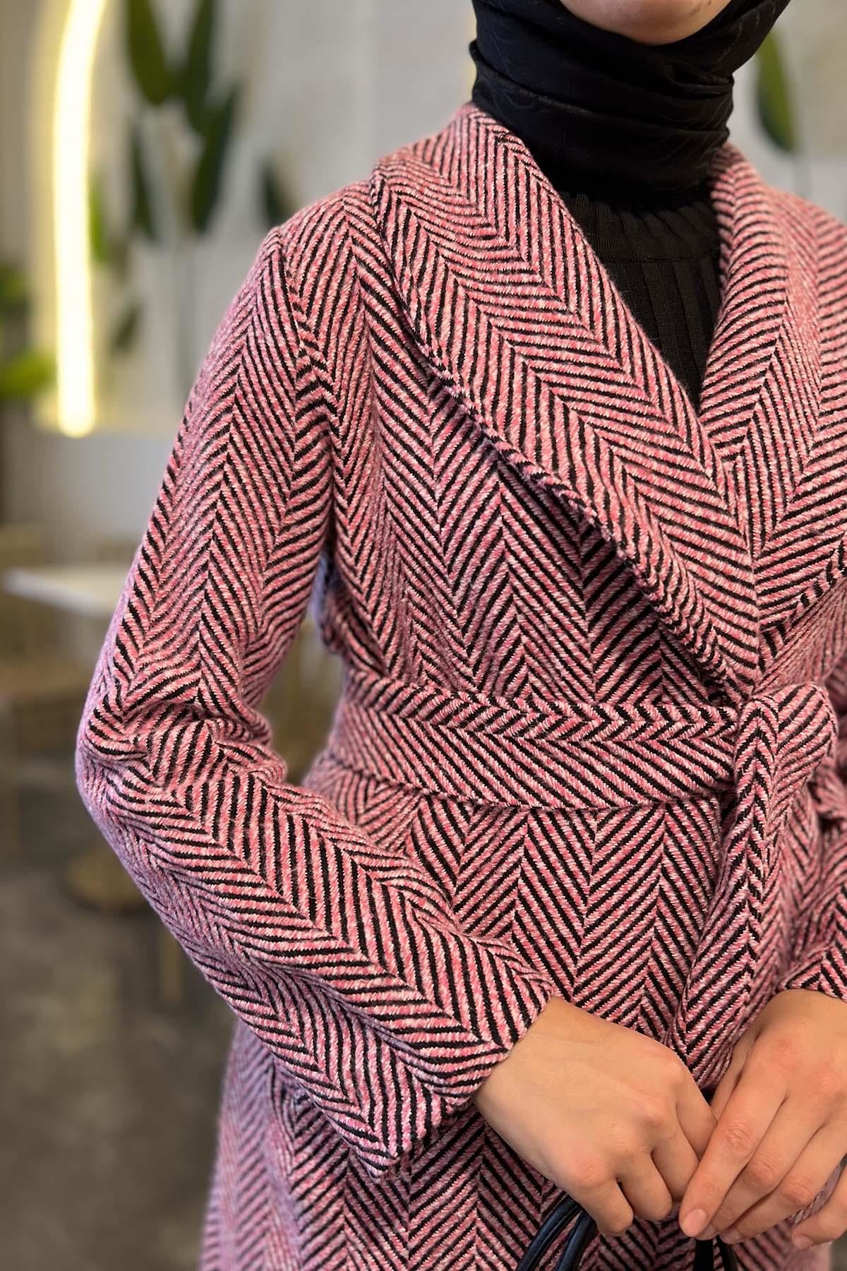 Balıksırtı Desenli Kuşaklı Kap Pembe