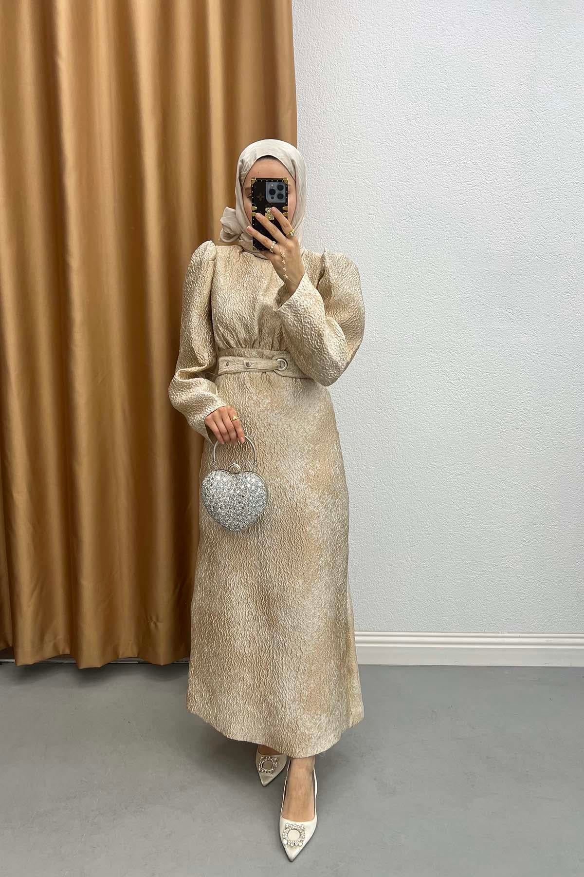 Balon Kol Jakarlı Elbise Bej