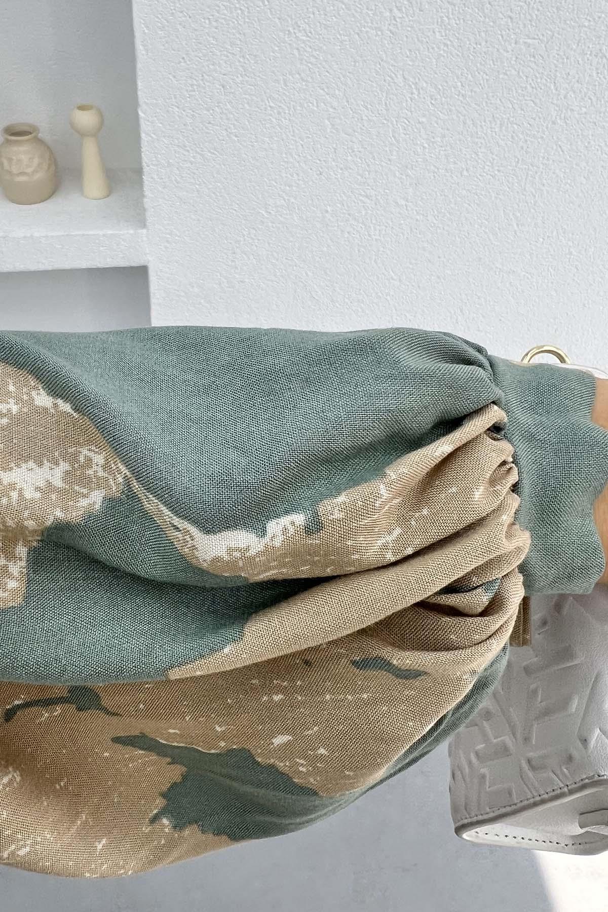 Batik Desenli Elbise Yeşil