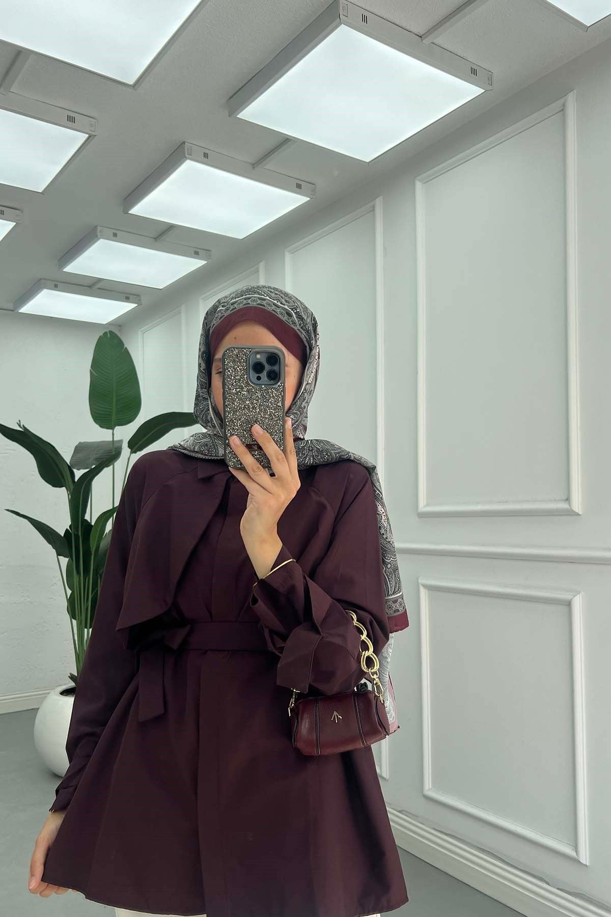 Bebe Yaka Kemerli Gömlek Bordo