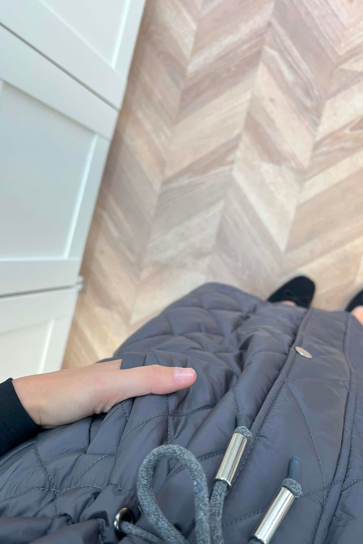Bel Büzgülü Kapitone Yelek Antrasit