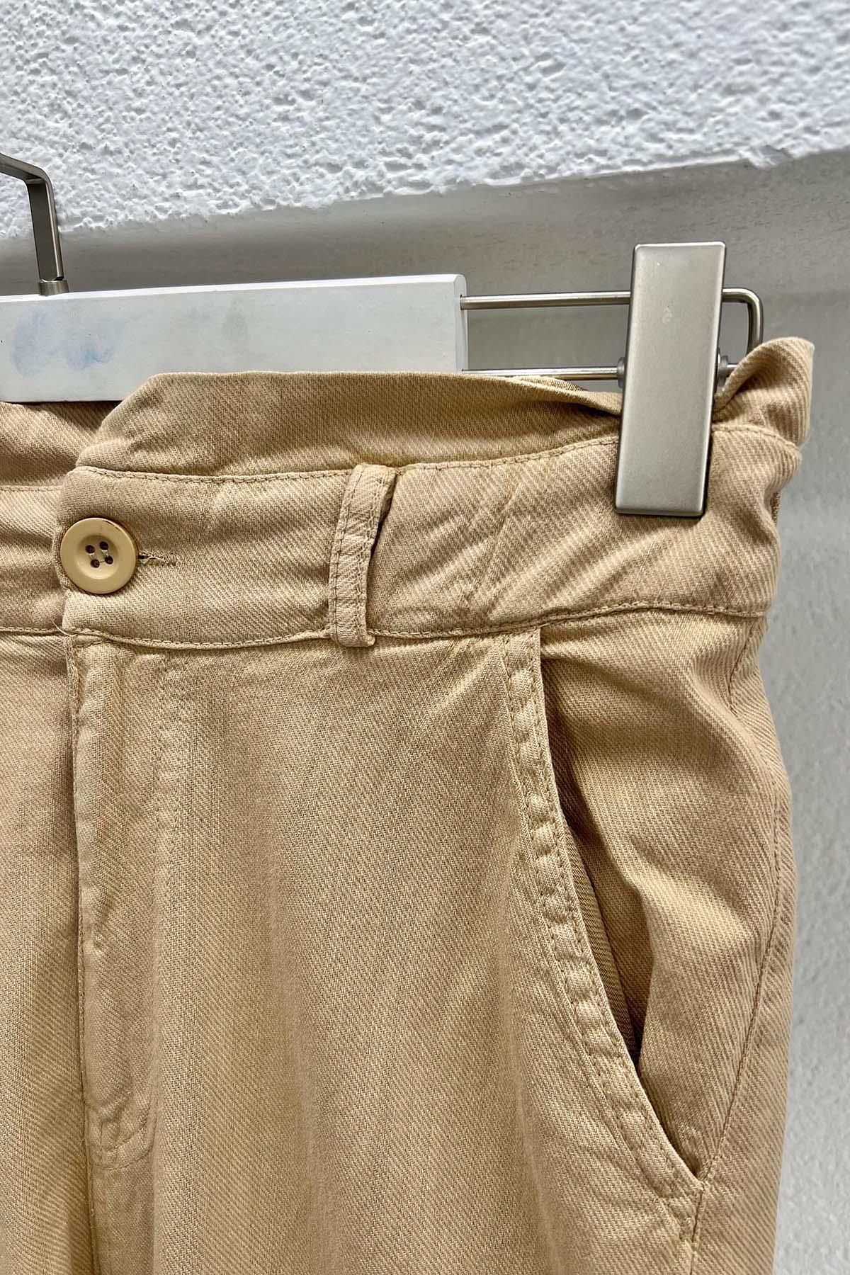 Bel Detaylı Pantolon Camel