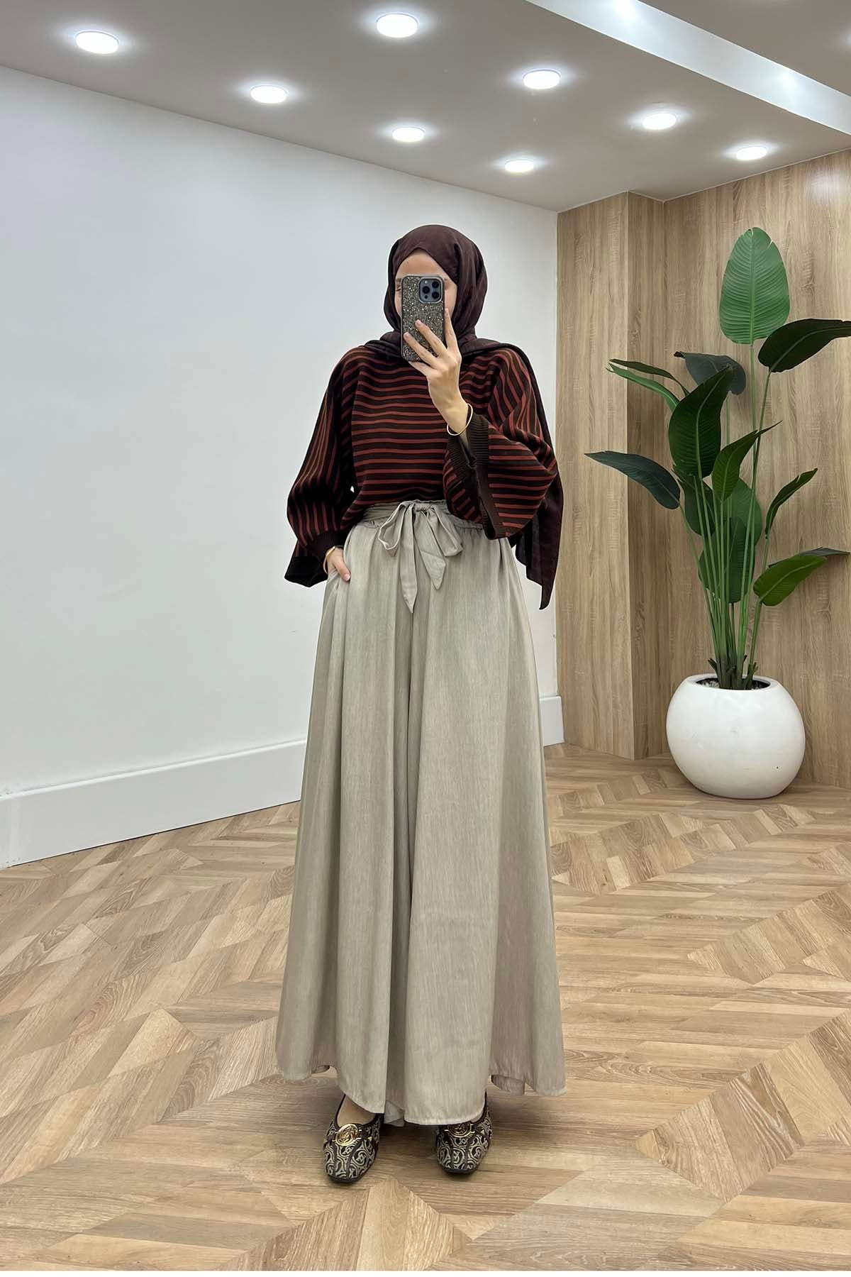 Bel Lastikli ve Bağlamalı Geniş Kalıp Pantalon Bej