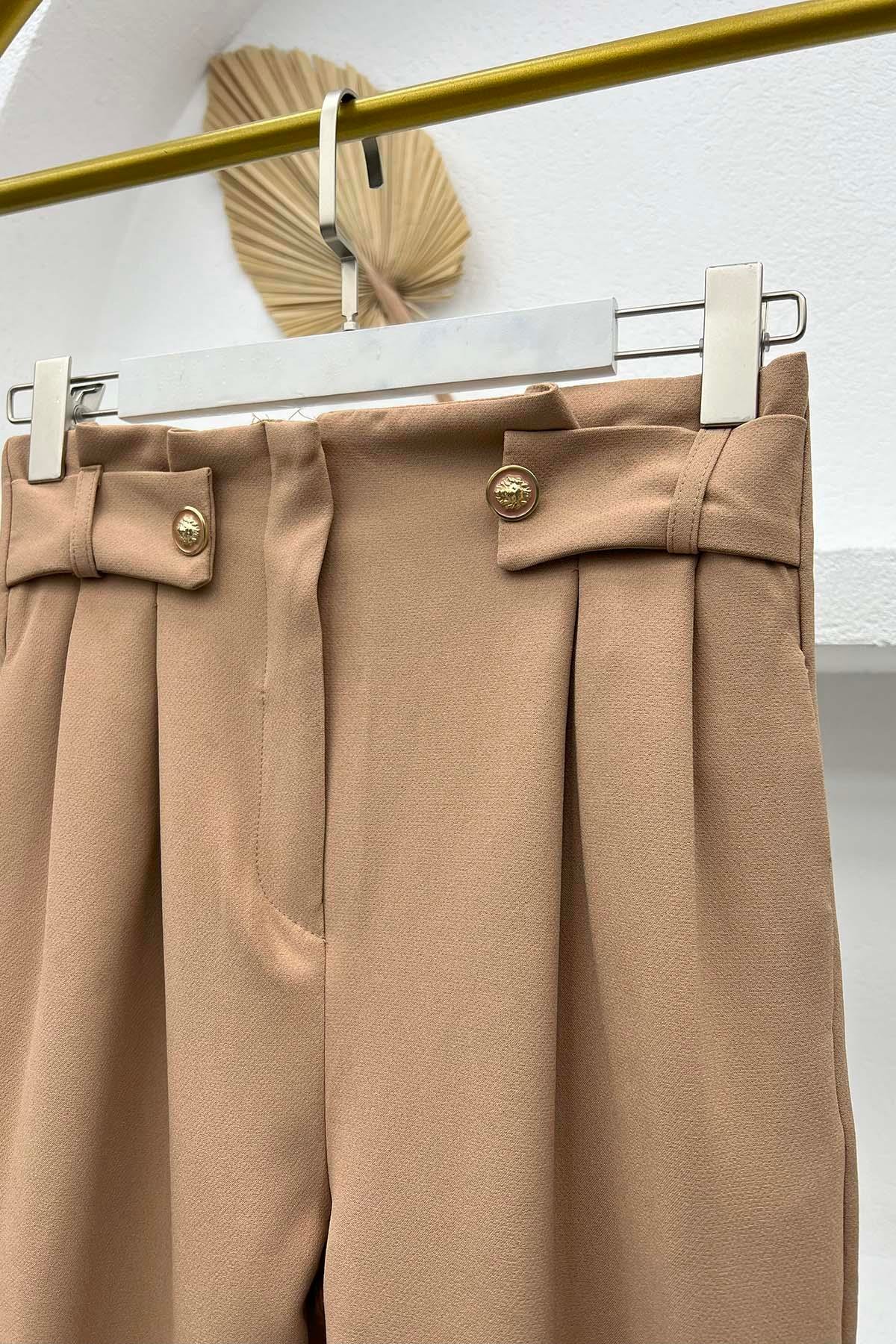 Bel Pileli Havuç Pantolon Camel