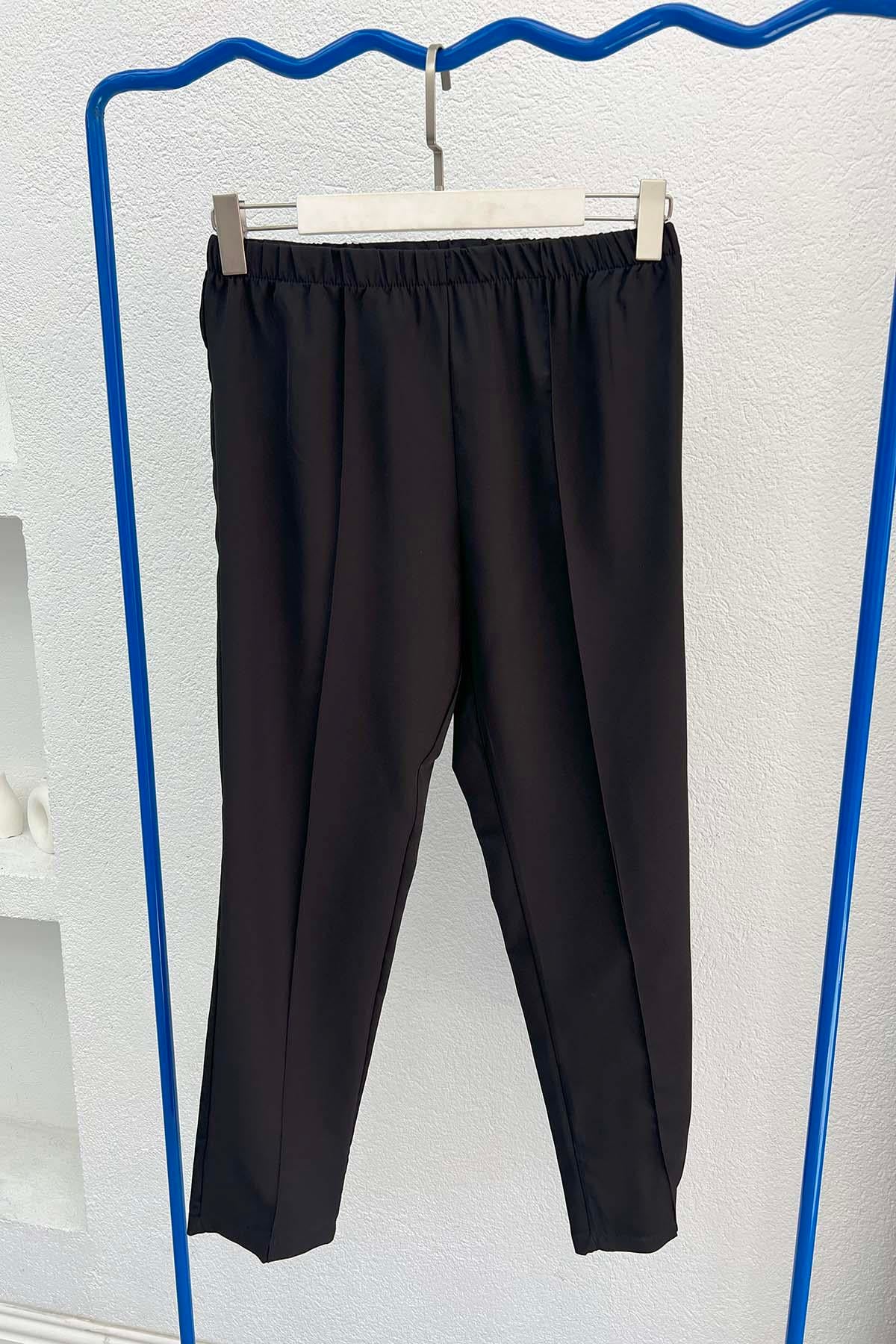 Beli Lastikli Çımalı Pantolon Siyah