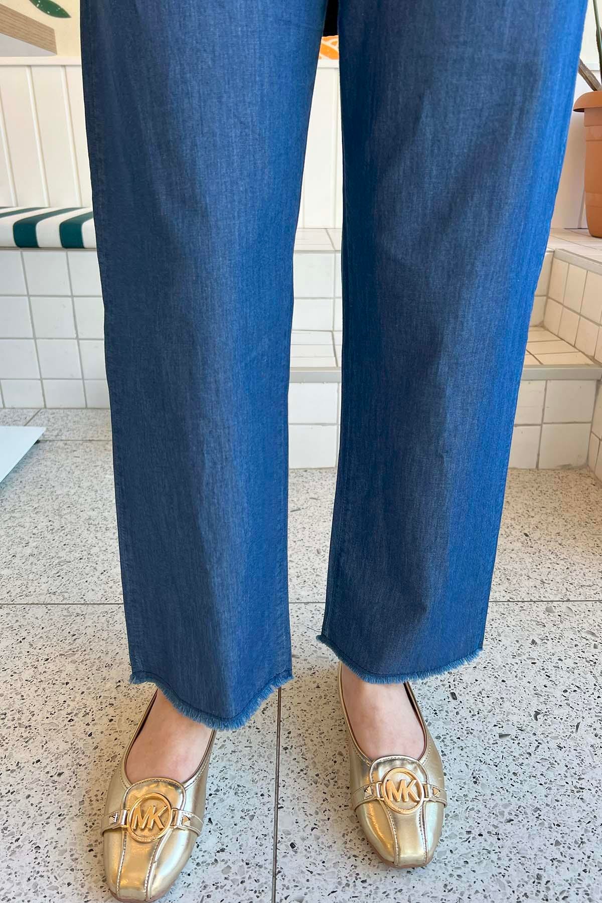 Beli Lastikli Paça Detaylı Kot Pantolon Lacivert