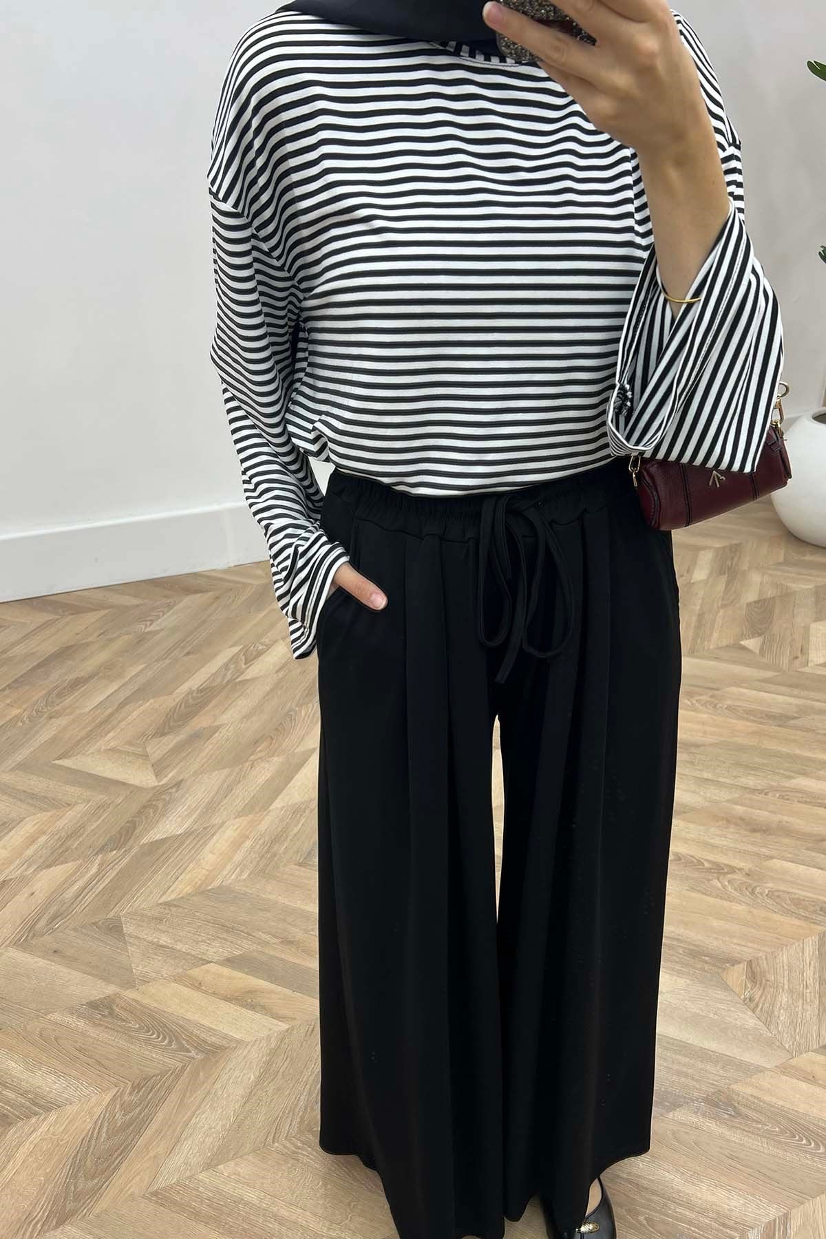 Beli Lastikli Rahat Kalıp Oysh Pantalon Siyah