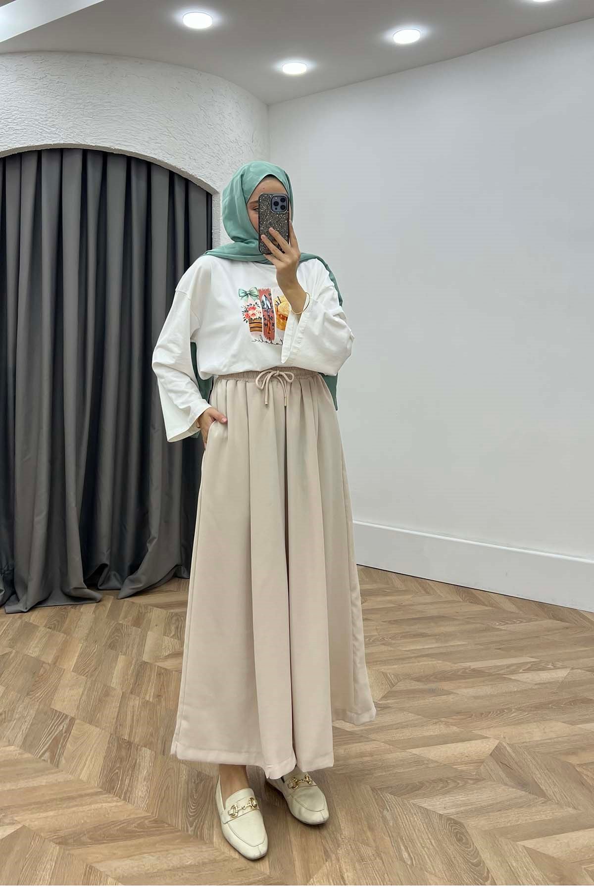 Beli Lastikli Rahat Kalıp Pantalon Ekru