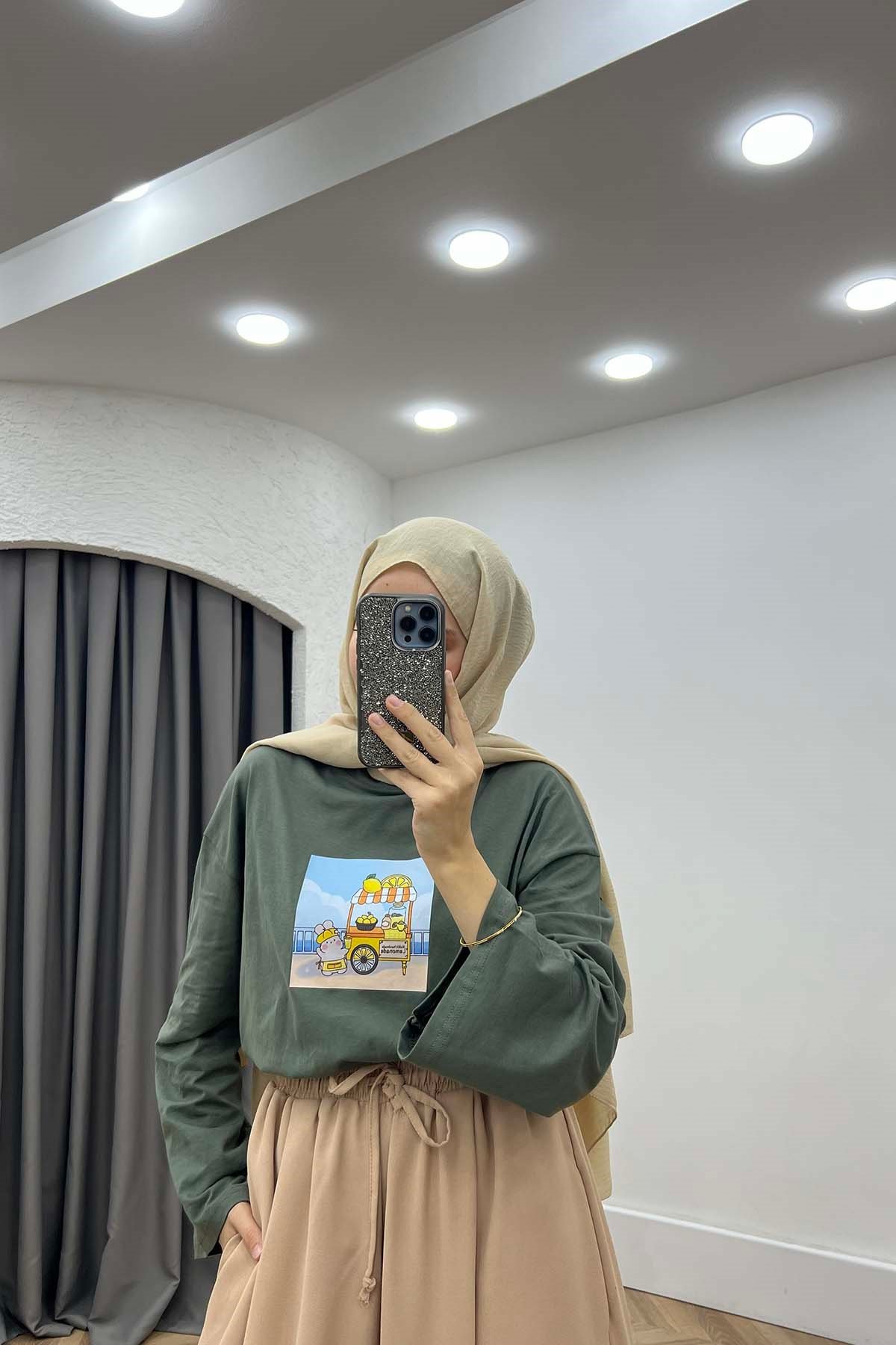 Beli Lastikli Rahat Kalıp Pantalon Krem