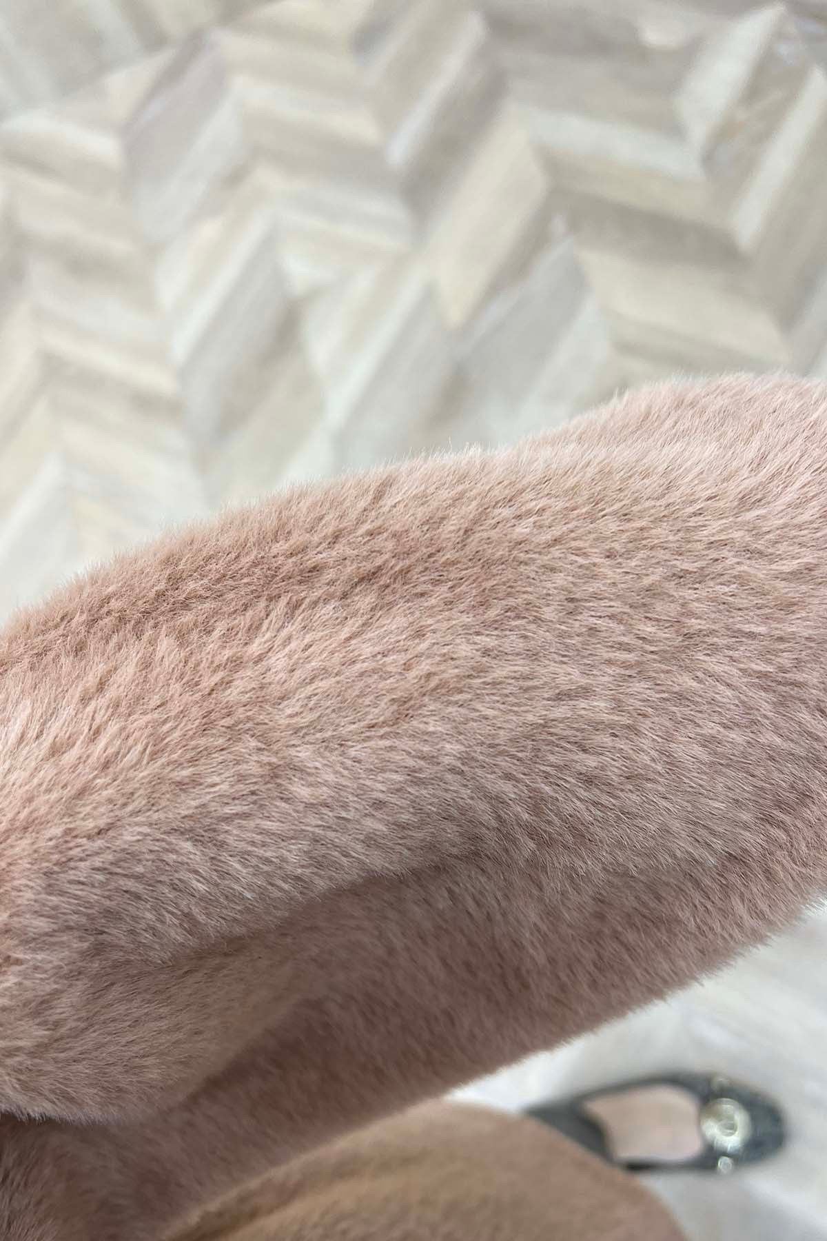 Bisiklet Yaka Kemerli Peluş Kazak Camel