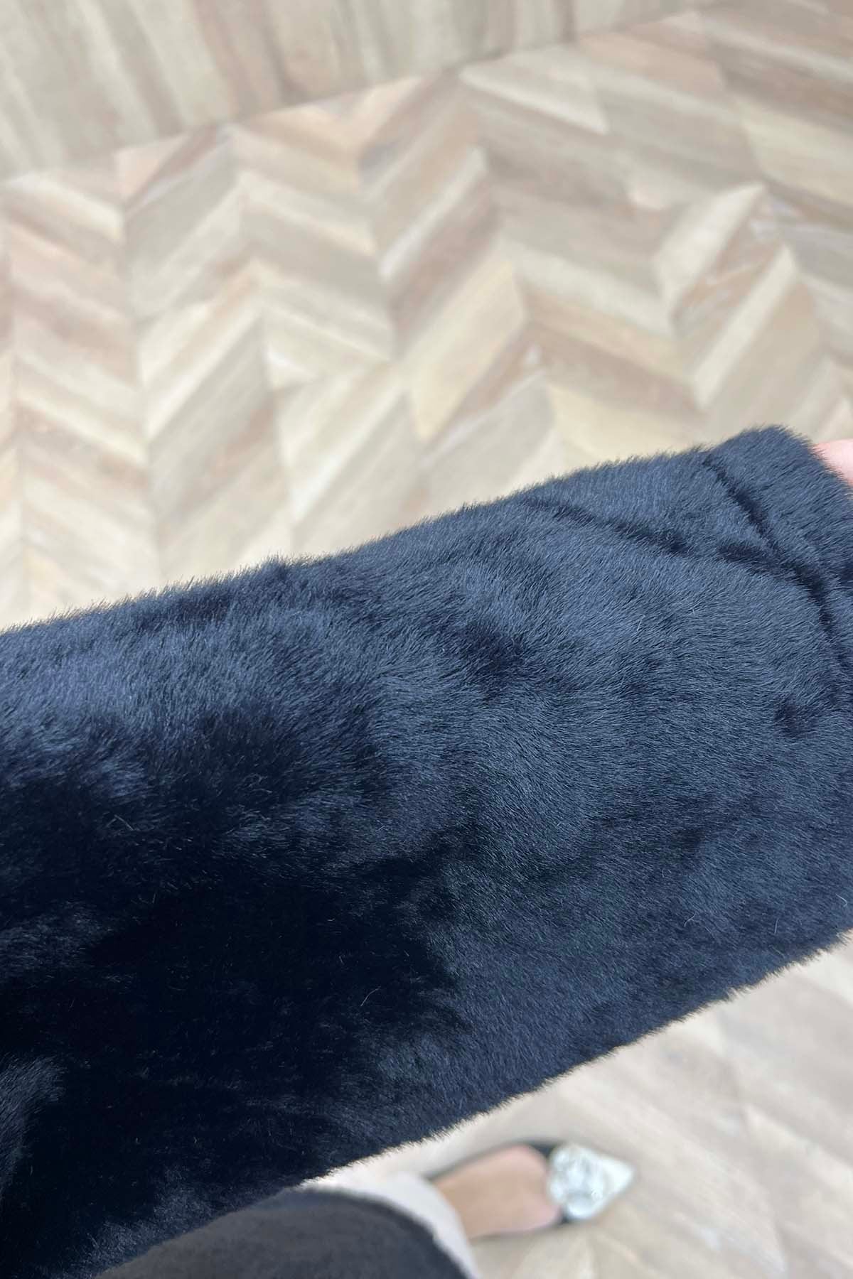 Bisiklet Yaka Kemerli Peluş Kazak Siyah