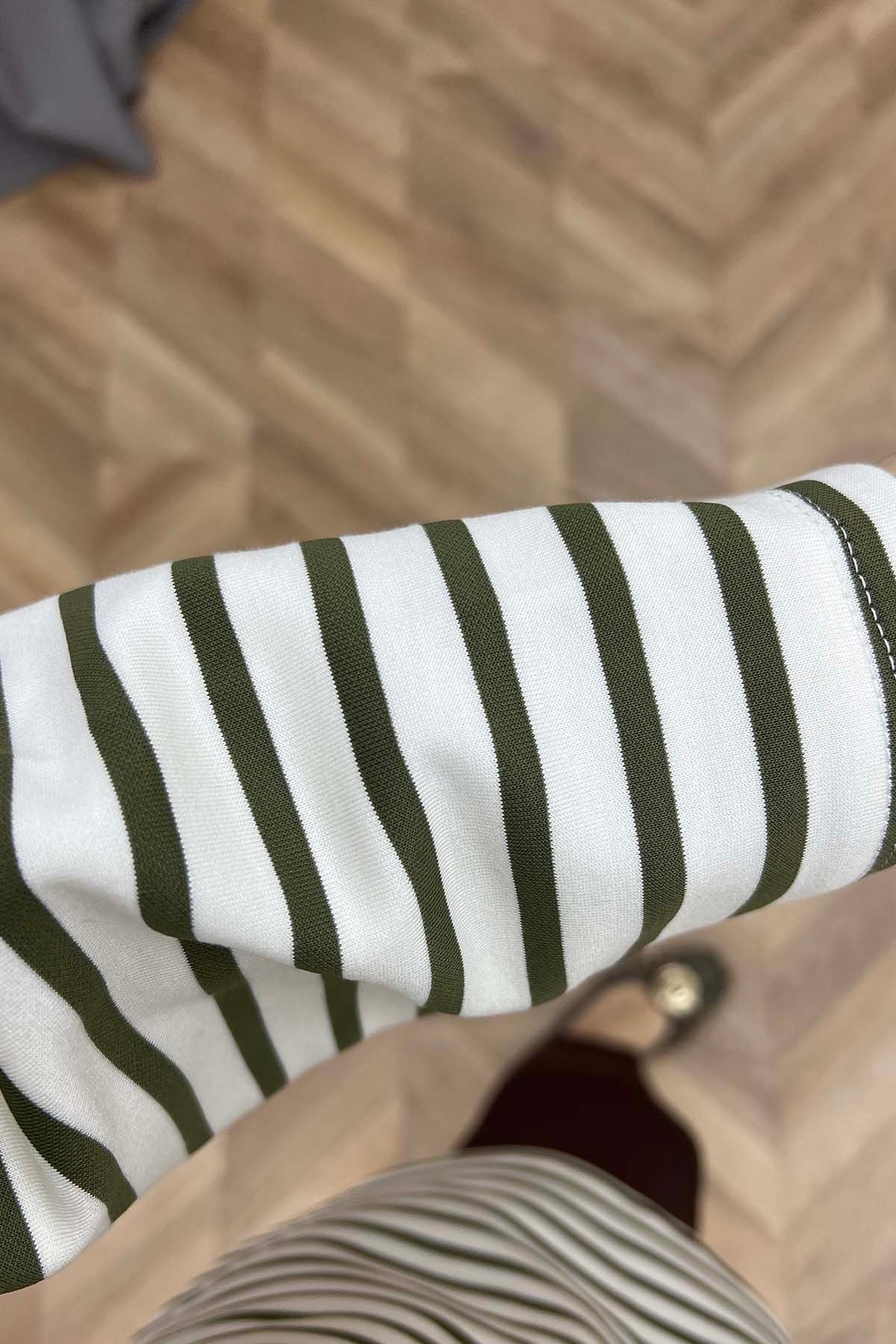 Bisiklet Yaka Yırtmaçlı Çizgili Sweatshirt Yeşil
